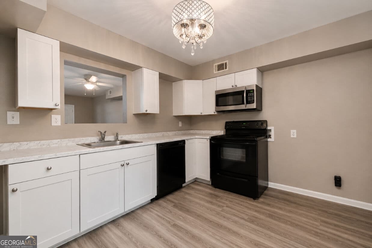 2 bedroom, 1 bathroom townhouse for rent at 88 Angie Drive 6, Mcdonough, GA 30252 for $1,497 a month — photo 8