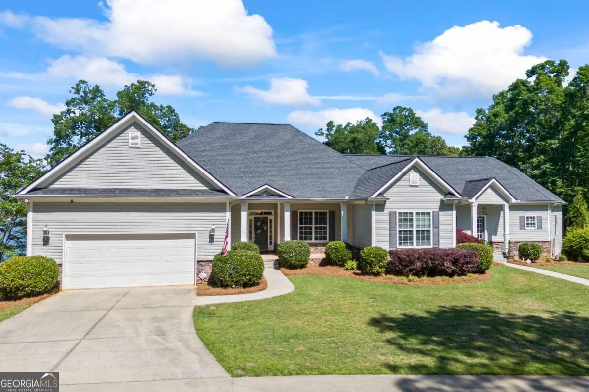 7 bedroom, 5.5 bathroom, 9,700 sq ft single family residence for sale at 160 Evans Drive, Bogart, GA 30622 — photo 4