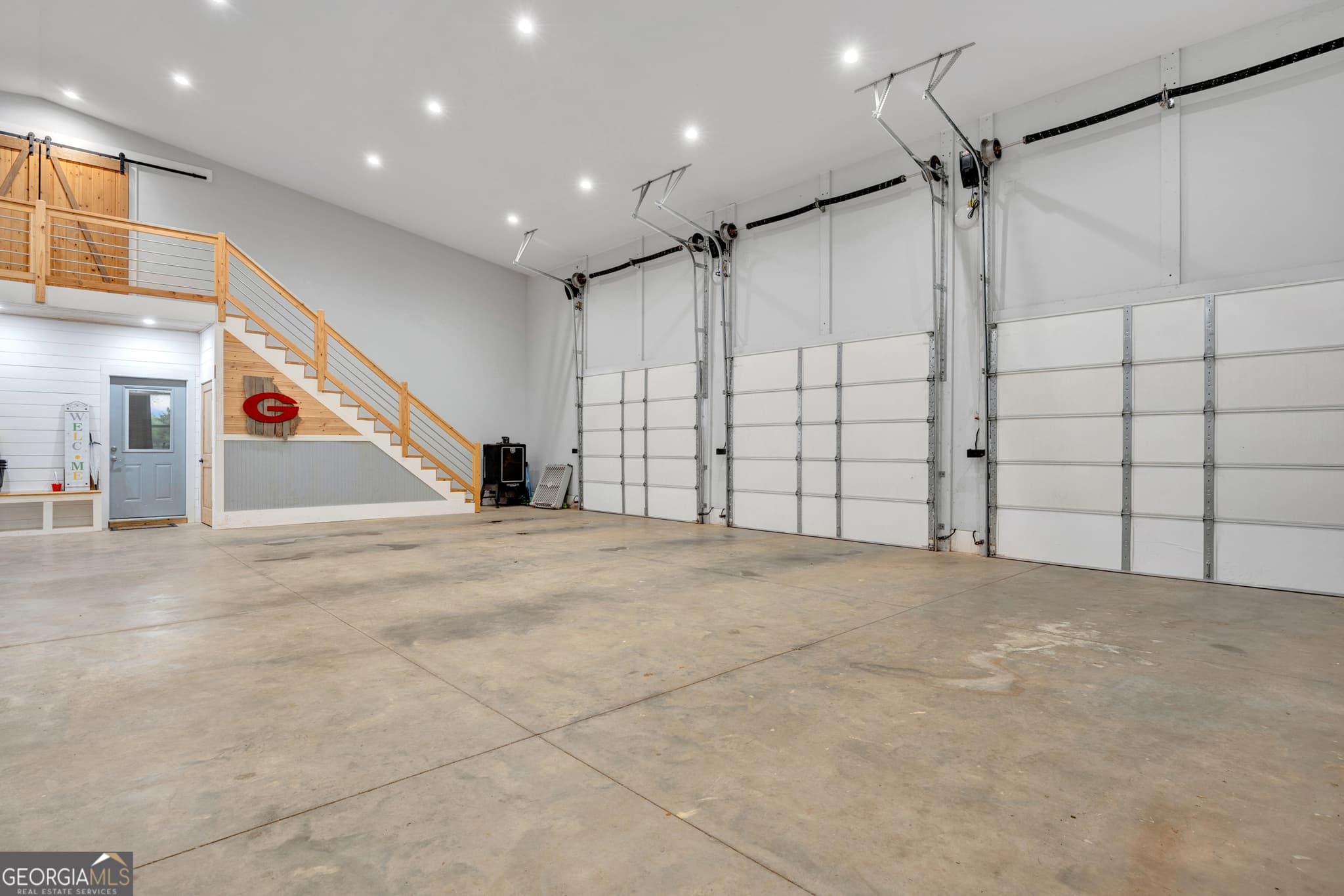 4 bedroom, 3.5 bathroom, 4,900 sq ft single family residence for sale at 3441 Seven Islands Road, Madison, GA 30650 — photo 7