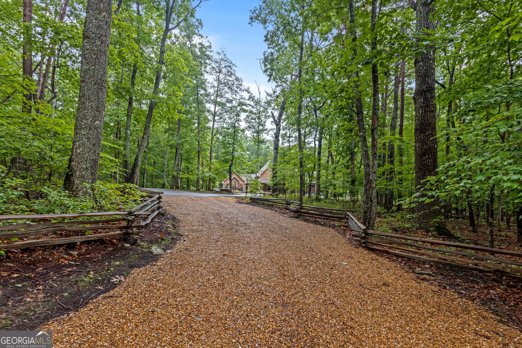 3 bedroom, 3 bathroom, 2,558 sq ft single family residence for sale at 65 Eagle Bluff Road, Menlo, GA 30731 — photo 2
