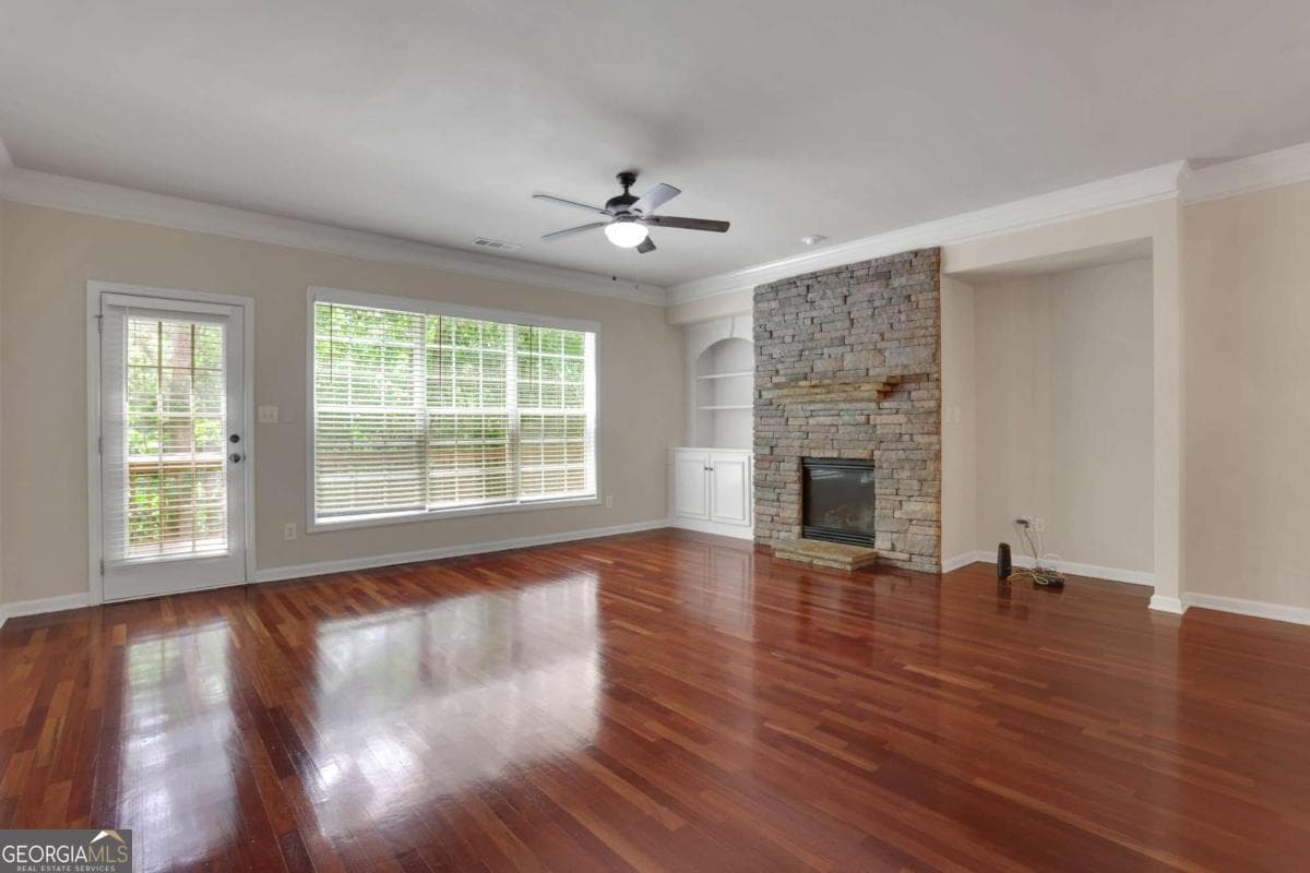 3 bedroom, 3.5 bathroom, 2,574 sq ft townhouse for rent at 1893 Appaloosa Run Trail, Buford, GA 30519 for $2,350 a month — photo 7