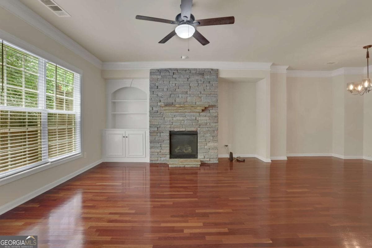 3 bedroom, 3.5 bathroom, 2,574 sq ft townhouse for rent at 1893 Appaloosa Run Trail, Buford, GA 30519 for $2,350 a month — photo 8