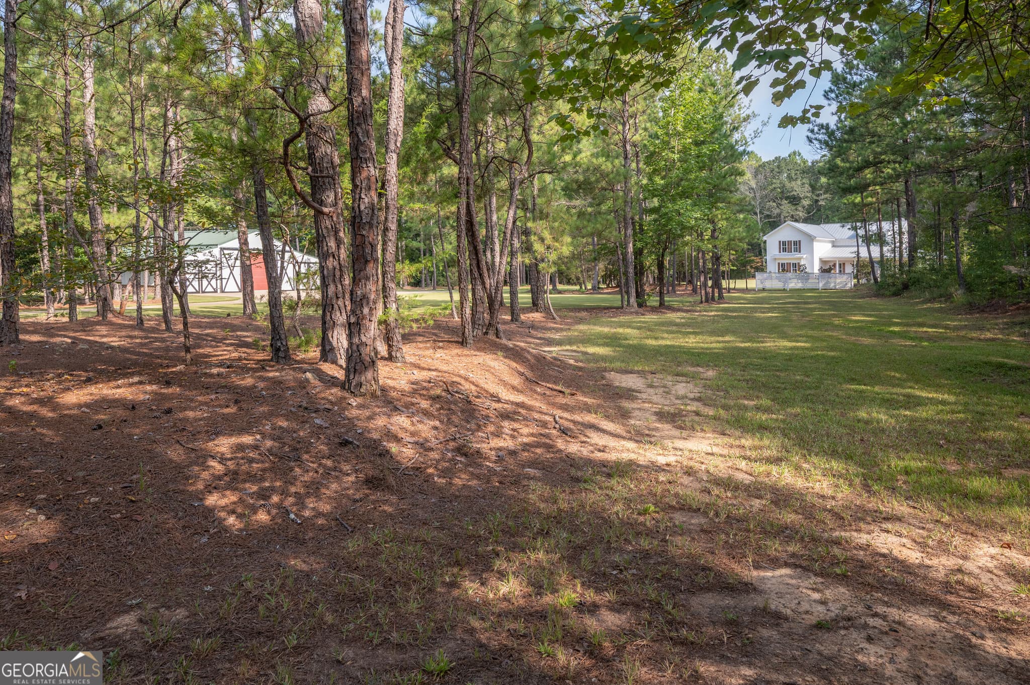 4 bedroom, 3 bathroom, 3,340 sq ft single family residence under contract at 1826 Pierce Road, Waverly Hall, GA 31831 — photo 6