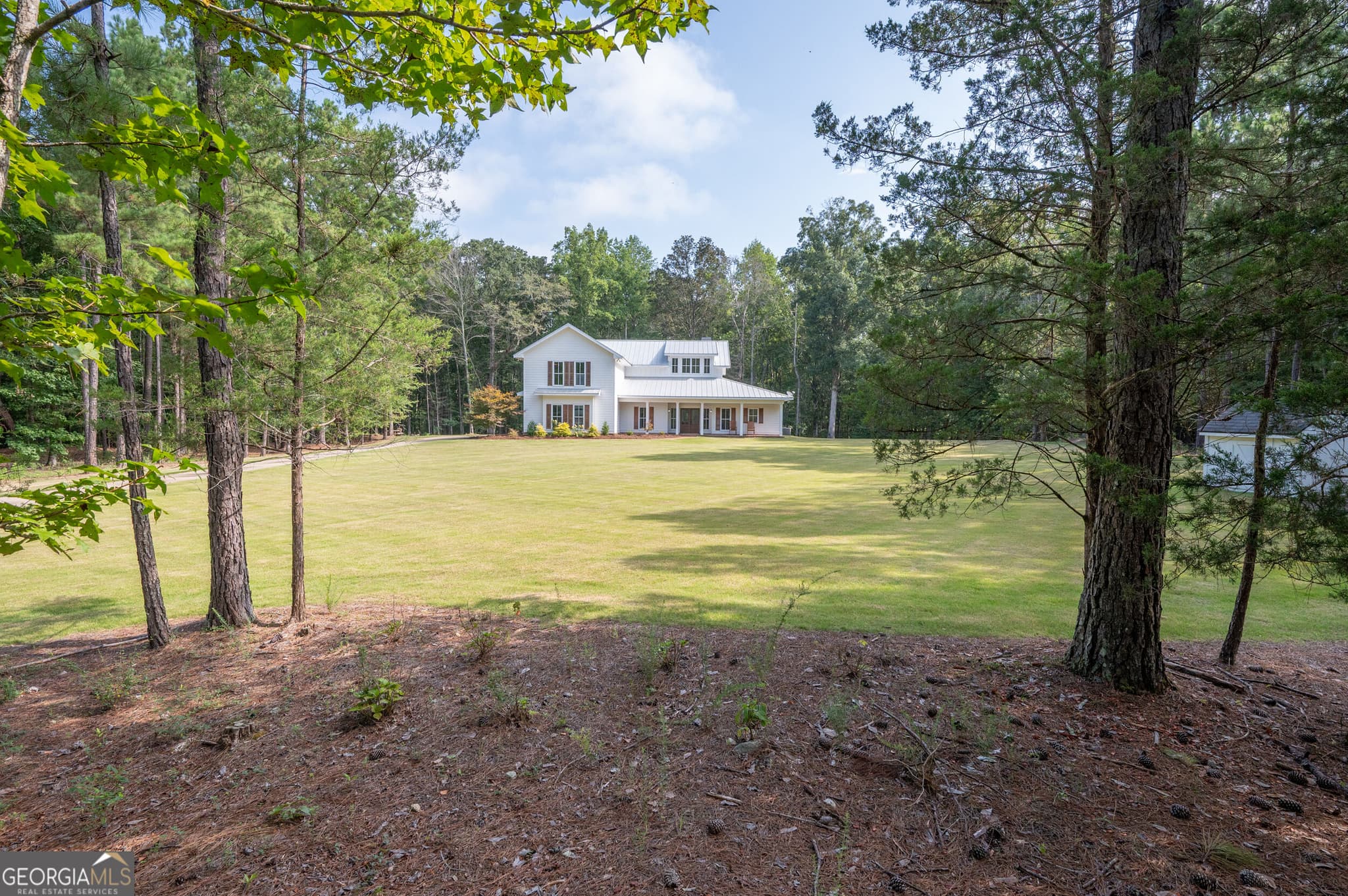 4 bedroom, 3 bathroom, 3,340 sq ft single family residence under contract at 1826 Pierce Road, Waverly Hall, GA 31831 — photo 10