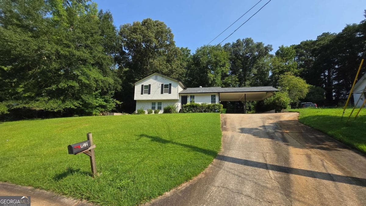 4 bedroom, 2.5 bathroom, 2,676 sq ft single family residence for rent at 912 SE Curry Circle, Conyers, GA 30094 for $1,700 a month — photo 1 of 1