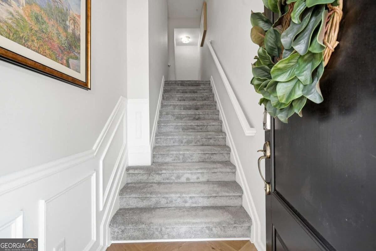 4 bedroom, 2.5 bathroom, 2,488 sq ft townhouse for sale at 11284 Musette Circle, Alpharetta, GA 30009 — photo 7