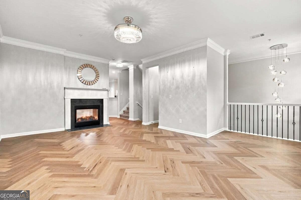4 bedroom, 2.5 bathroom, 2,488 sq ft townhouse for sale at 11284 Musette Circle, Alpharetta, GA 30009 — photo 9