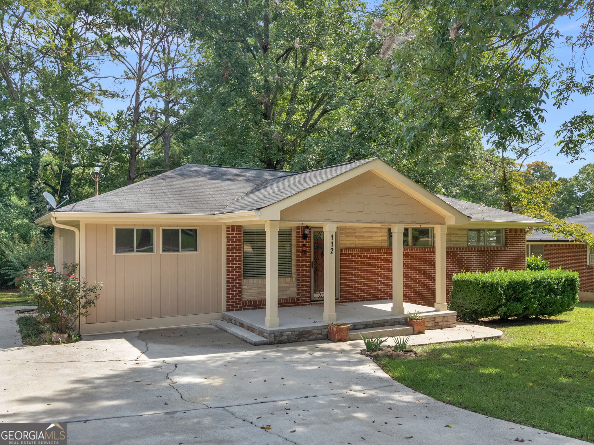 3 bedroom, 1 bathroom, 1,152 sq ft single family residence for sale at 112 Beacon Street, Stockbridge, GA 30281 — photo 2