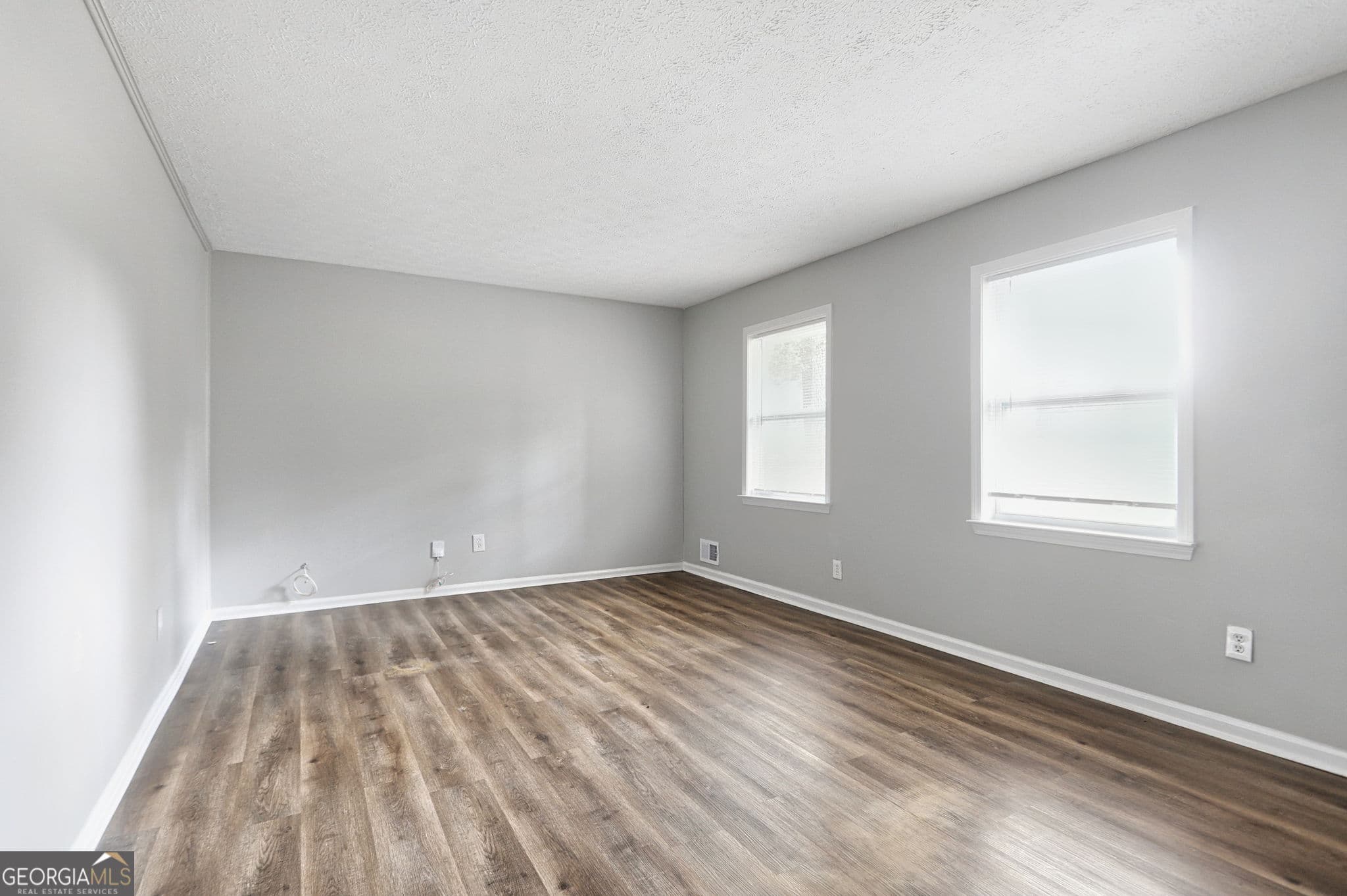3 bedroom, 1.5 bathroom, 1,644 sq ft single family residence for sale at 1049 Soapstone Lane, Riverdale, GA 30296 — photo 7