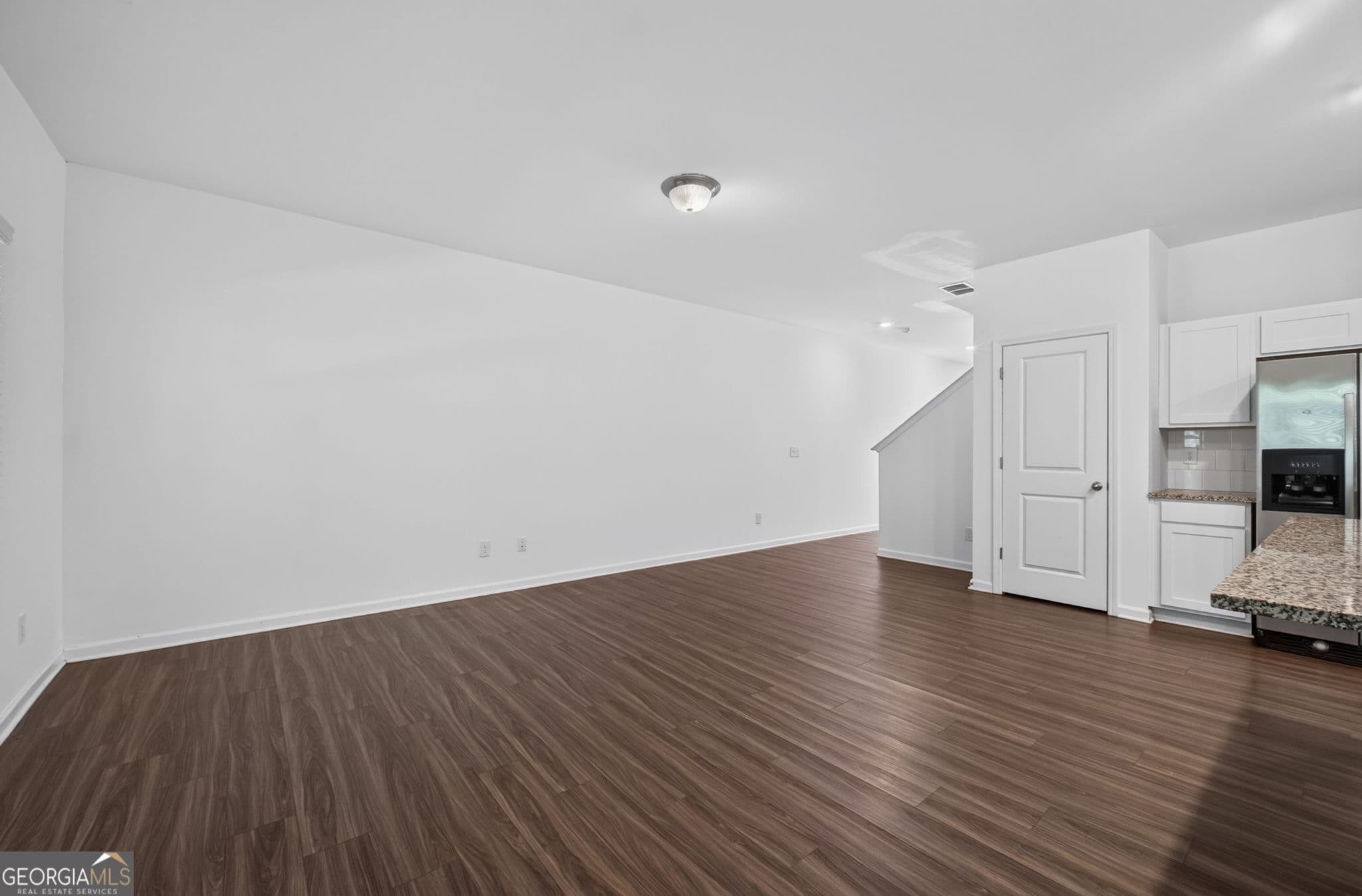 3 bedroom, 3 bathroom townhouse for sale at 2984 Ben Park Lane, Grayson, GA 30017 — photo 6