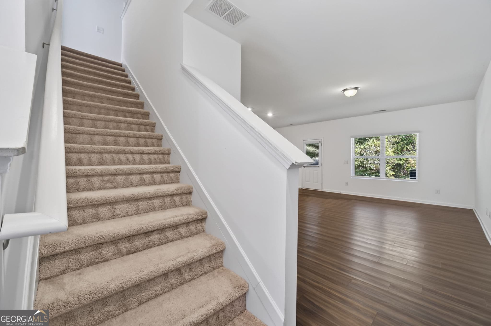 3 bedroom, 3 bathroom townhouse for sale at 2984 Ben Park Lane, Grayson, GA 30017 — photo 5