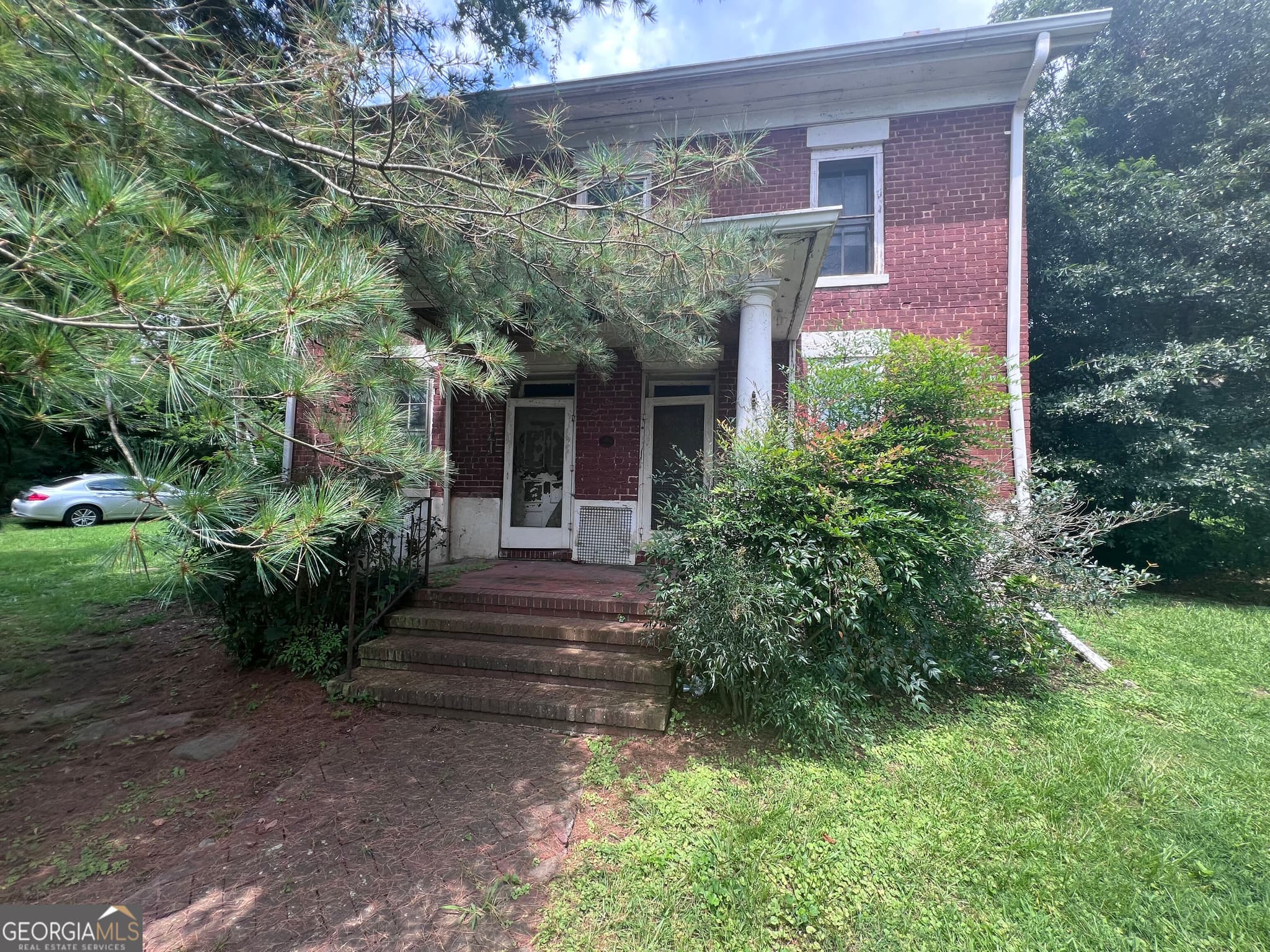 2 bedroom, 1 bathroom, 2,070 sq ft single family residence for sale at 123 NW Congress Street, Summerville, GA 30747 — photo 1 of 11