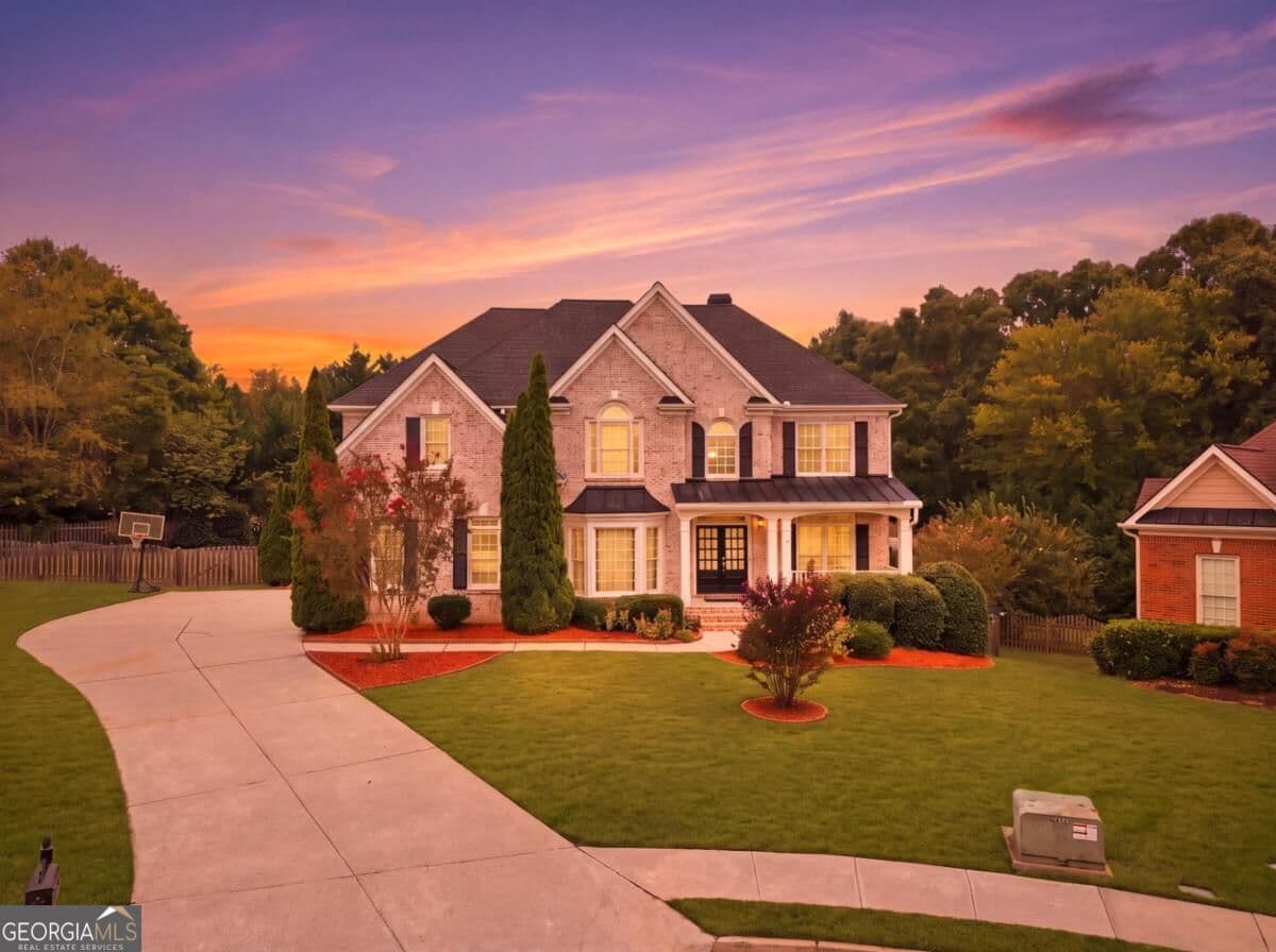 5 bedroom, 5 bathroom, 4,306 sq ft single family residence for sale at 1868 Autumn Sage Drive, Dacula, GA 30019 — photo 4
