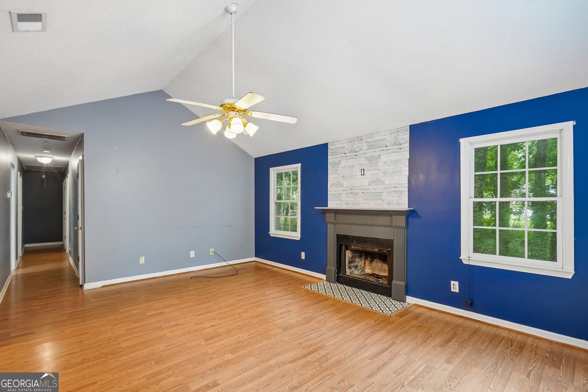 3 bedroom, 2 bathroom, 1,640 sq ft single family residence for sale at 217 Rainey Brooke Drive, Winder, GA 30680 — photo 6