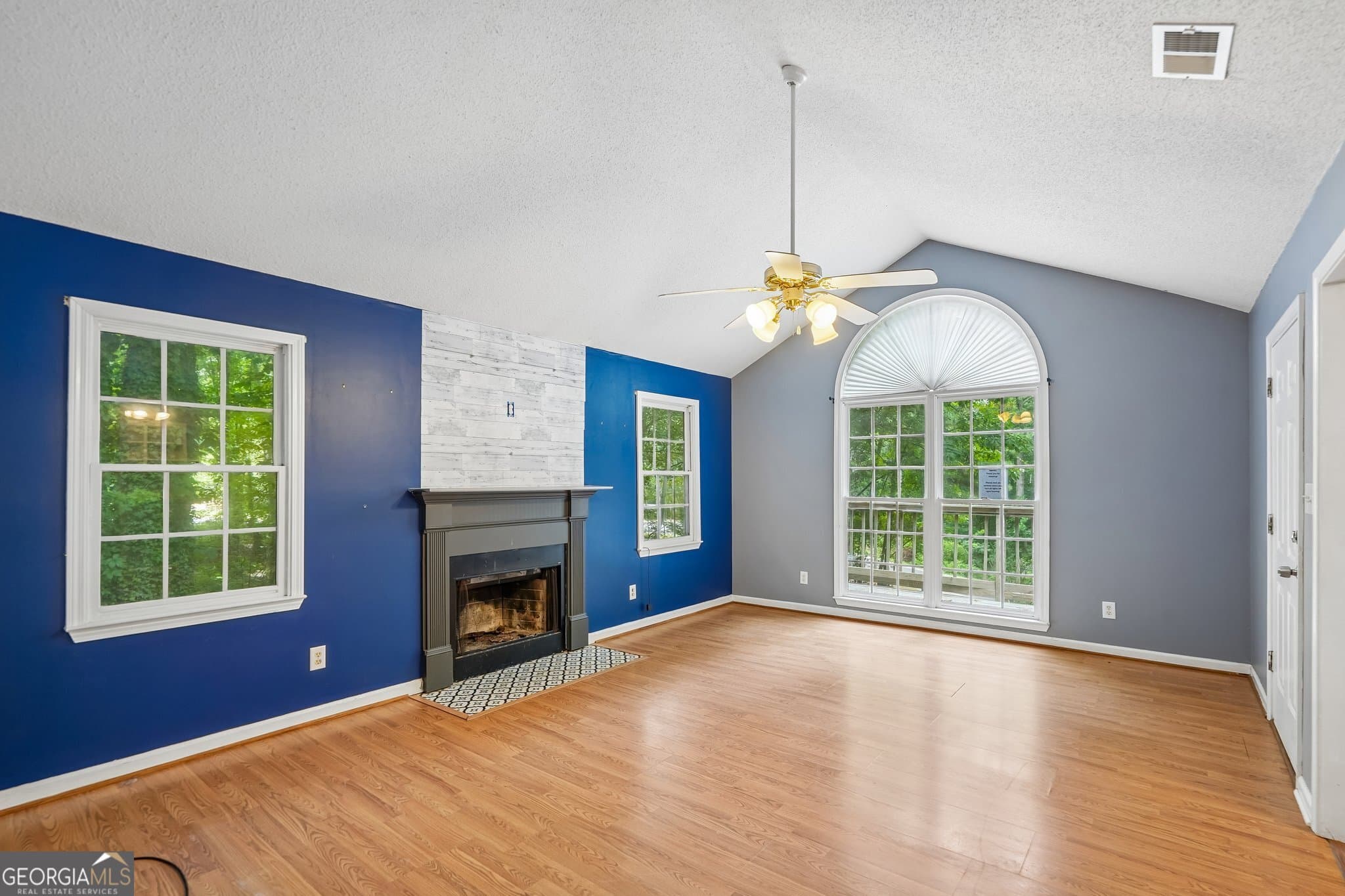 3 bedroom, 2 bathroom, 1,640 sq ft single family residence for sale at 217 Rainey Brooke Drive, Winder, GA 30680 — photo 10
