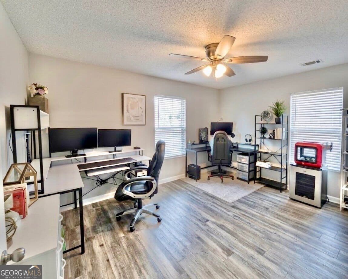 4 bedroom, 2 bathroom, 2,122 sq ft single family residence for sale at 271 Thomas Circle, Springfield, GA 31329 — photo 8