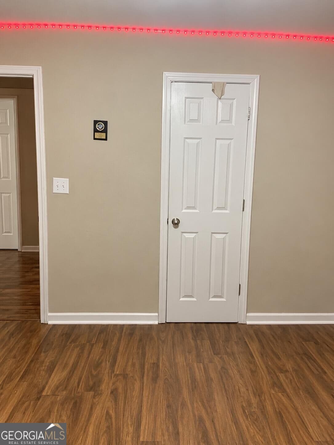3 bedroom, 2 bathroom, 1,059 sq ft single family residence for sale at 207 Uncle Remus Court, Eatonton, GA 31024 — photo 3