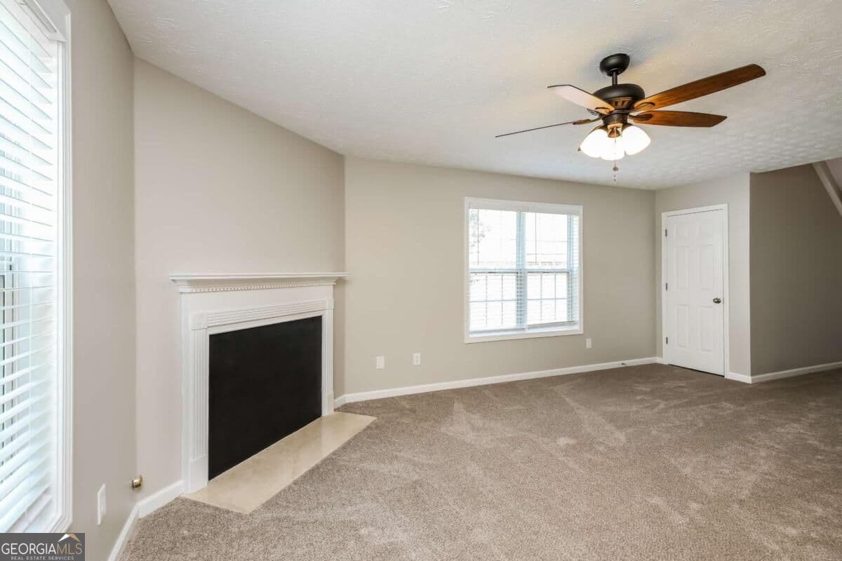 3 bedroom, 2.5 bathroom single family residence for rent at 8040 Paddocks Mill Drive, Cumming, GA 30041 for $2,130 a month — photo 6