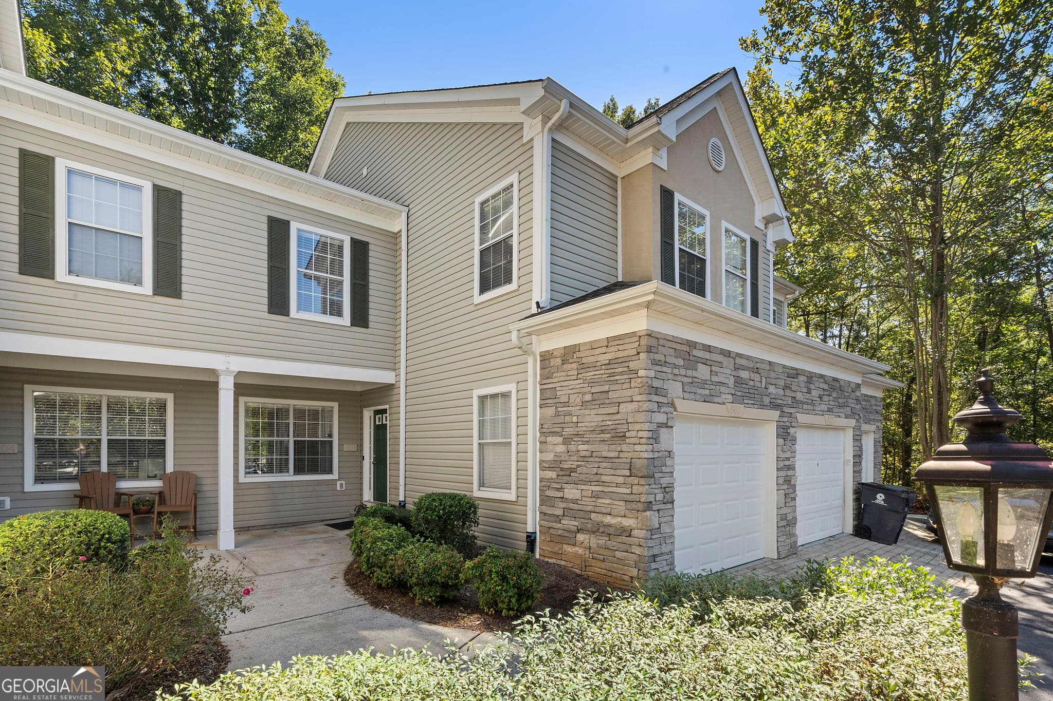3 bedroom, 3.5 bathroom, 2,100 sq ft condominium for sale at 603 Las Brasis Court, Peachtree City, GA 30269 — photo 2