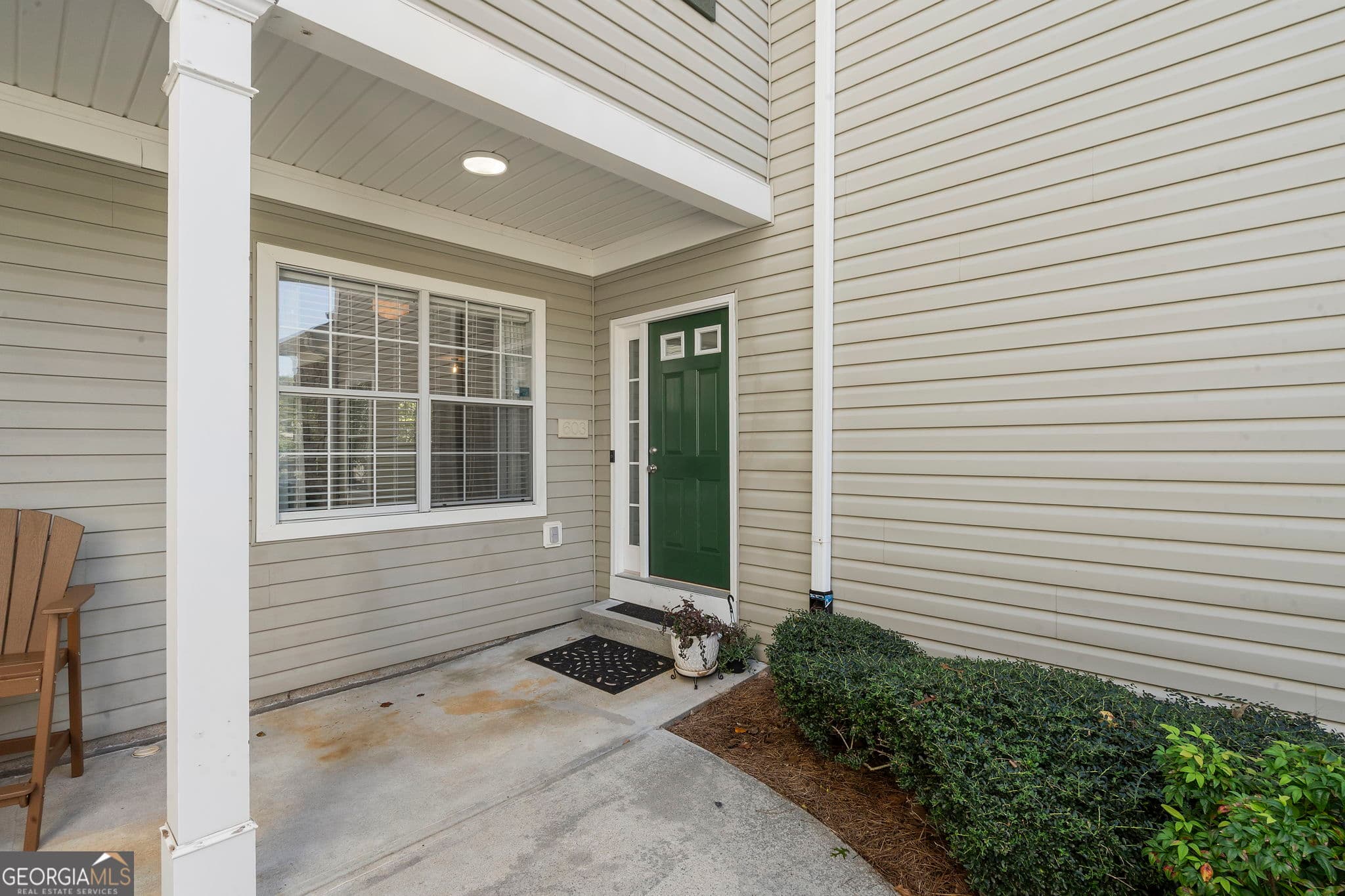 3 bedroom, 3.5 bathroom, 2,100 sq ft condominium for sale at 603 Las Brasis Court, Peachtree City, GA 30269 — photo 3