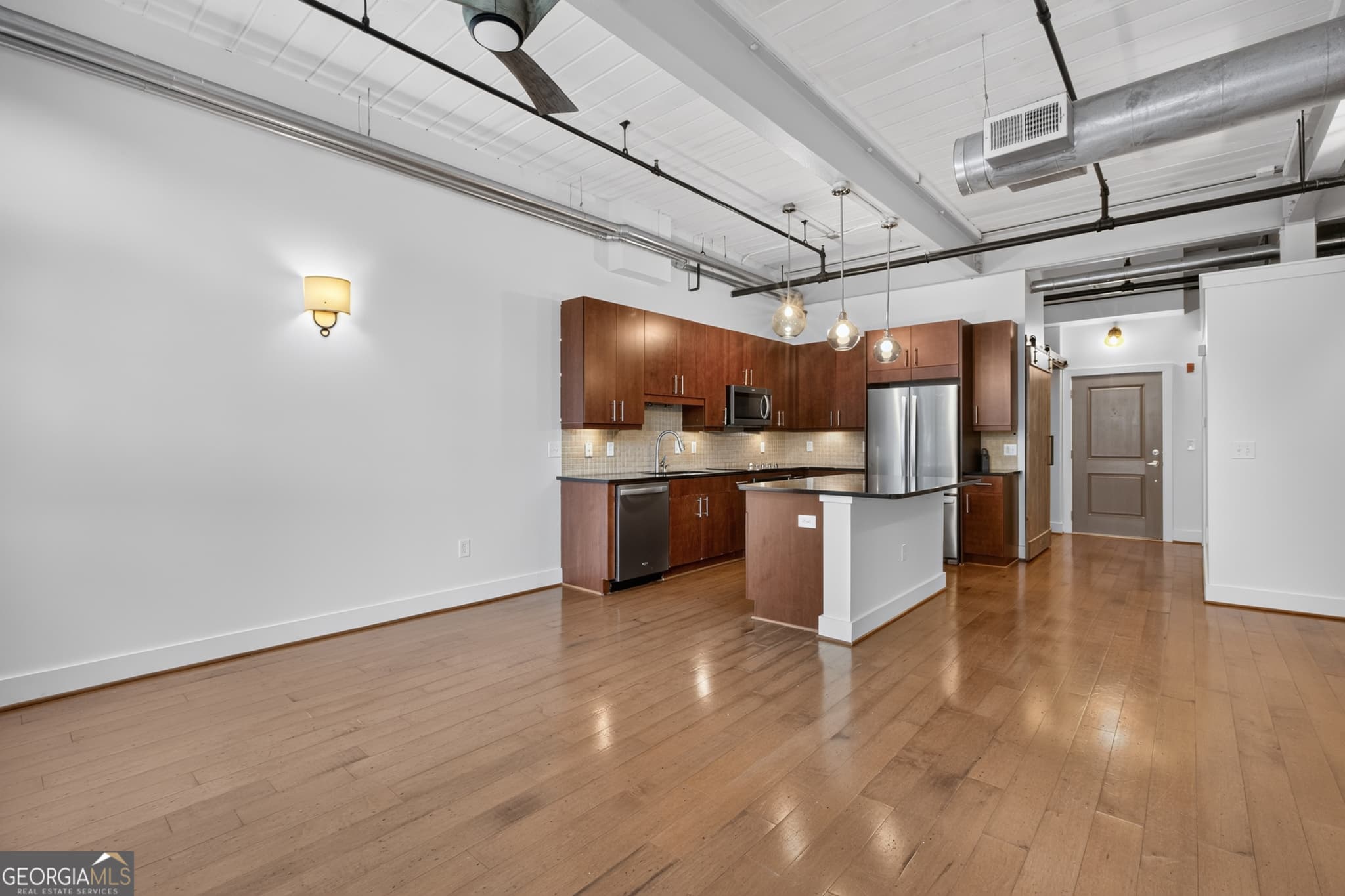 2 bedroom, 2 bathroom, 1,120 sq ft loft,condominium for sale at 1261 Caroline Street 110, Atlanta, GA 30307 — photo 6