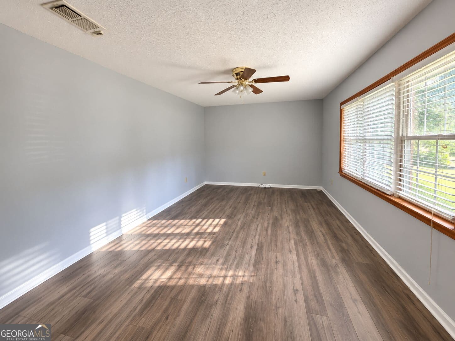 3 bedroom, 2 bathroom, 1,800 sq ft single family residence under contract at 2802 Leawood Court, Hephzibah, GA 30815 — photo 2