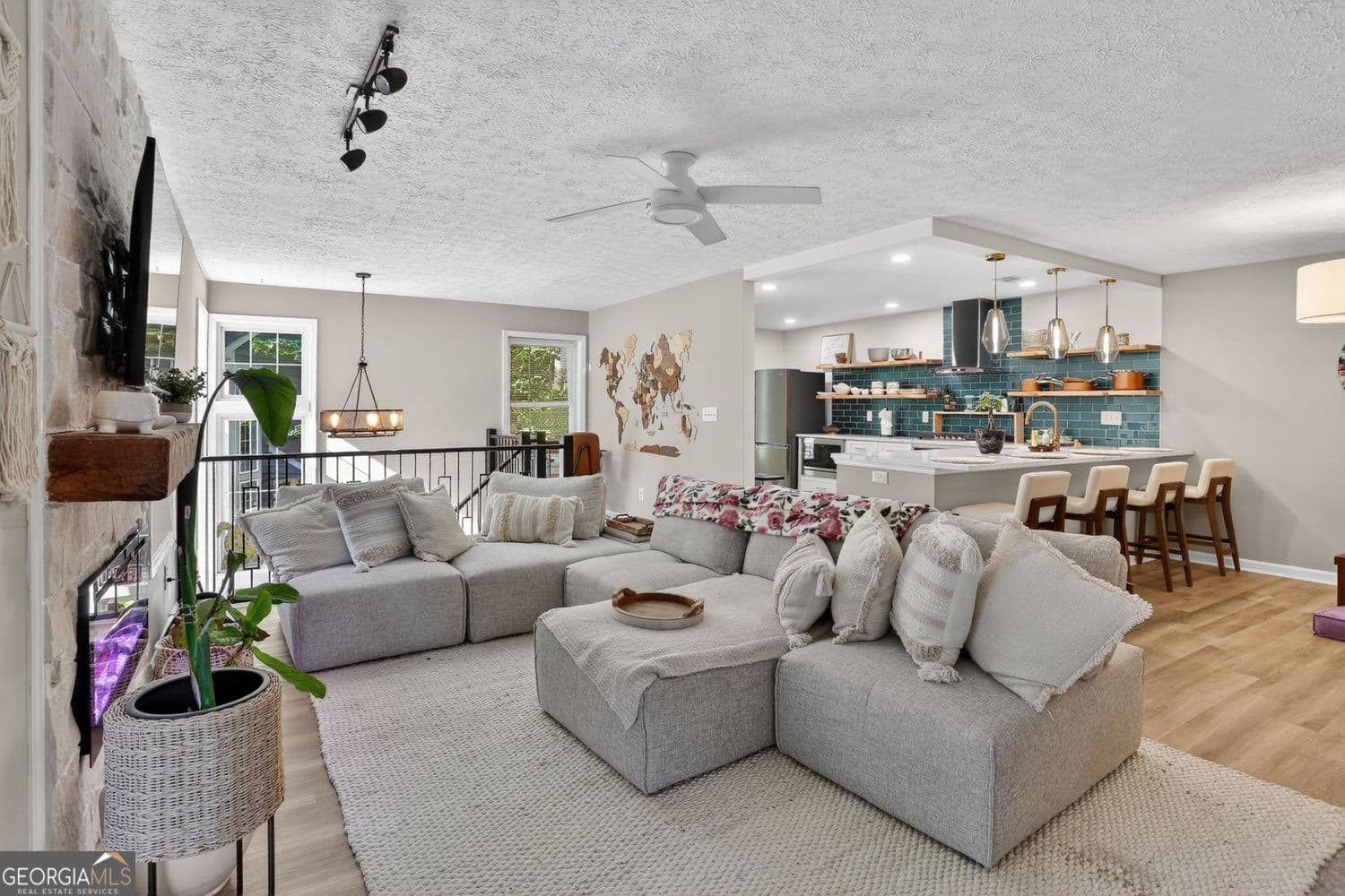 2 bedroom, 1 bathroom, 1,216 sq ft condominium sold at 1410 N Crossing Drive, Atlanta, GA 30329