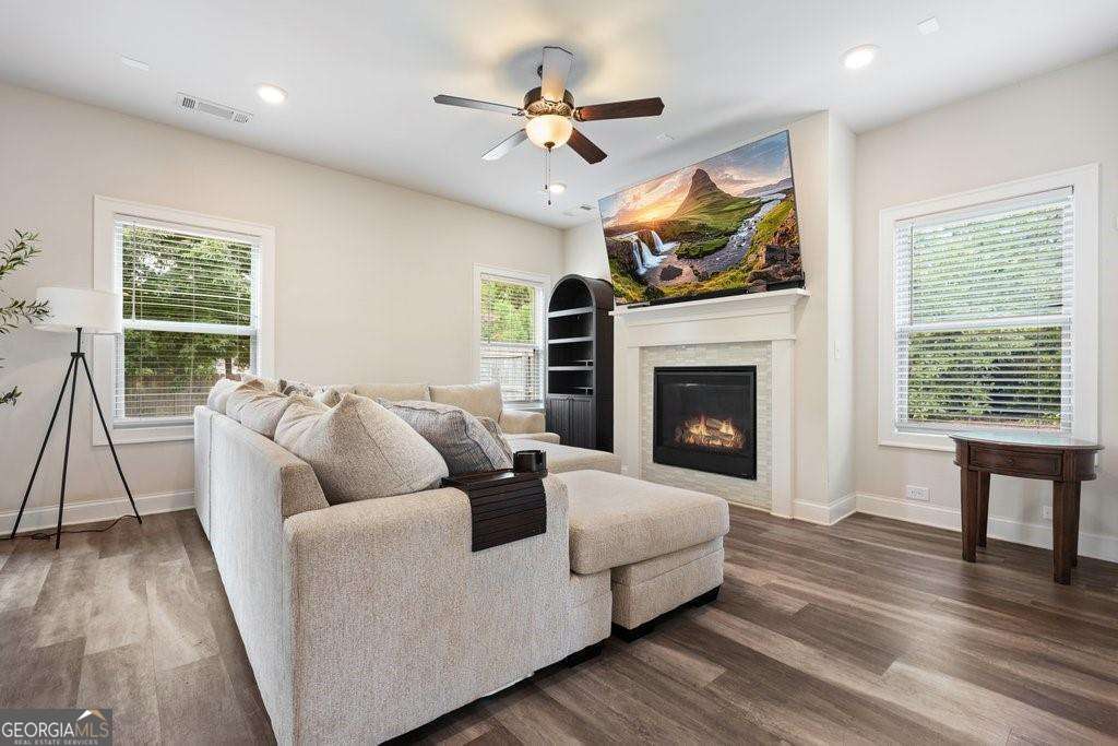 3 bedroom, 2.5 bathroom, 2,064 sq ft single family residence for sale at 100 Grove View Road, Woodstock, GA 30189 — photo 9