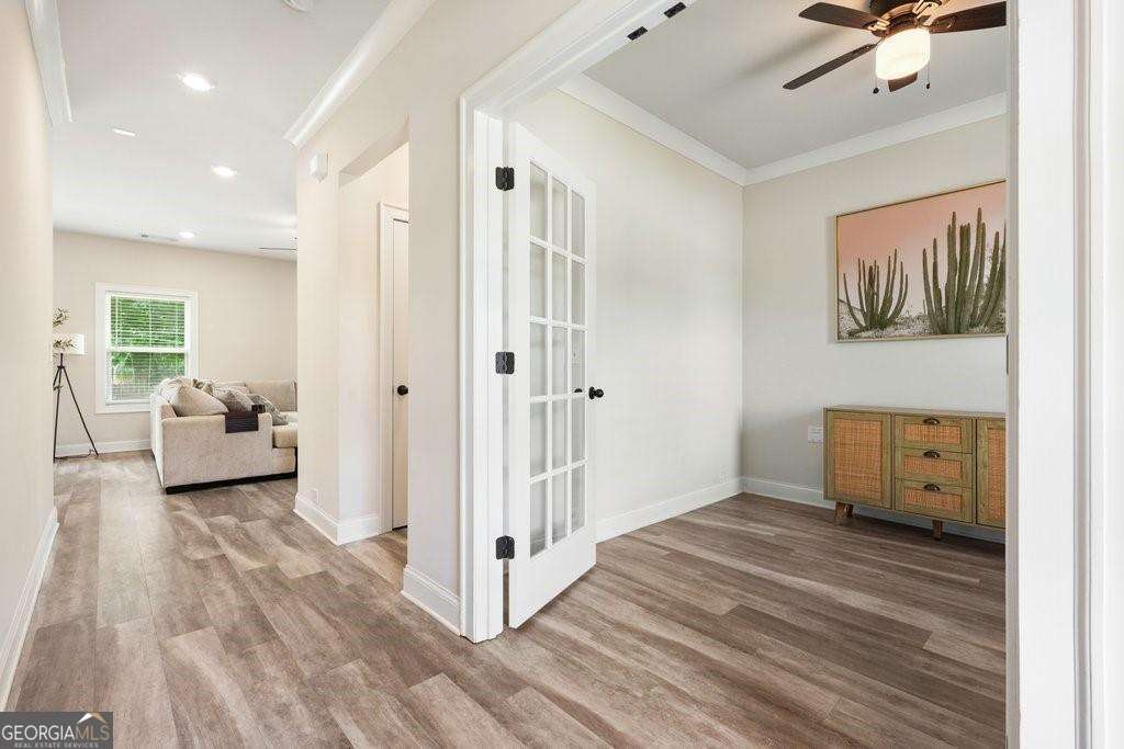 3 bedroom, 2.5 bathroom, 2,064 sq ft single family residence for sale at 100 Grove View Road, Woodstock, GA 30189 — photo 4