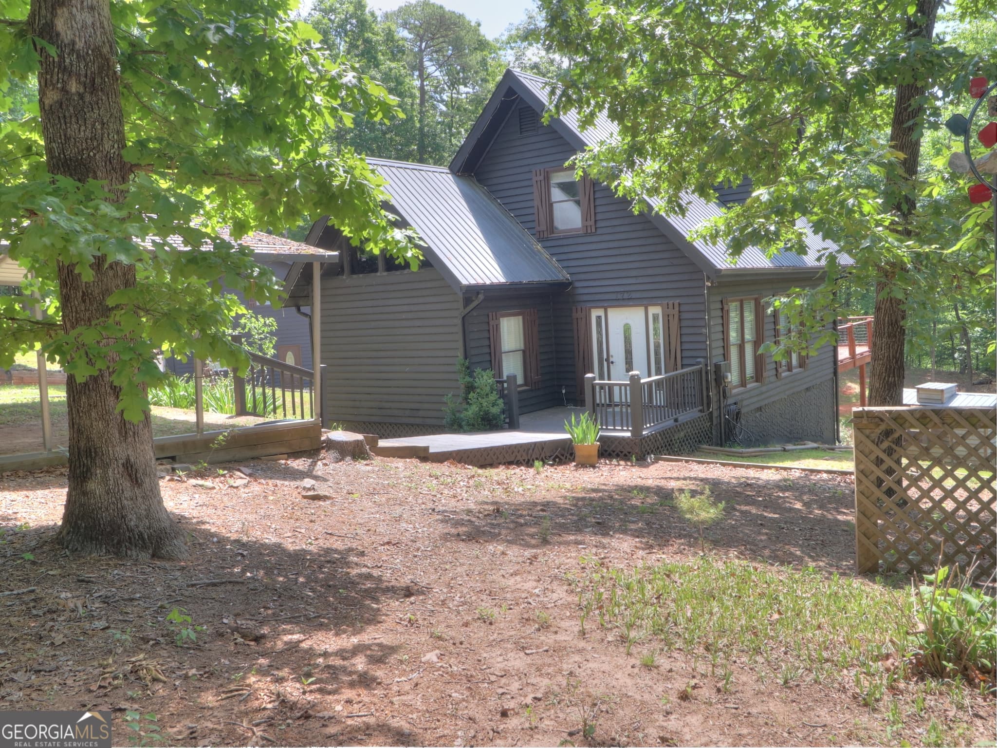 4 bedroom, 2 bathroom, 1,312 sq ft single family residence for sale at 172 Beacon Hill Drive, Cleveland, GA 30528 — photo 2