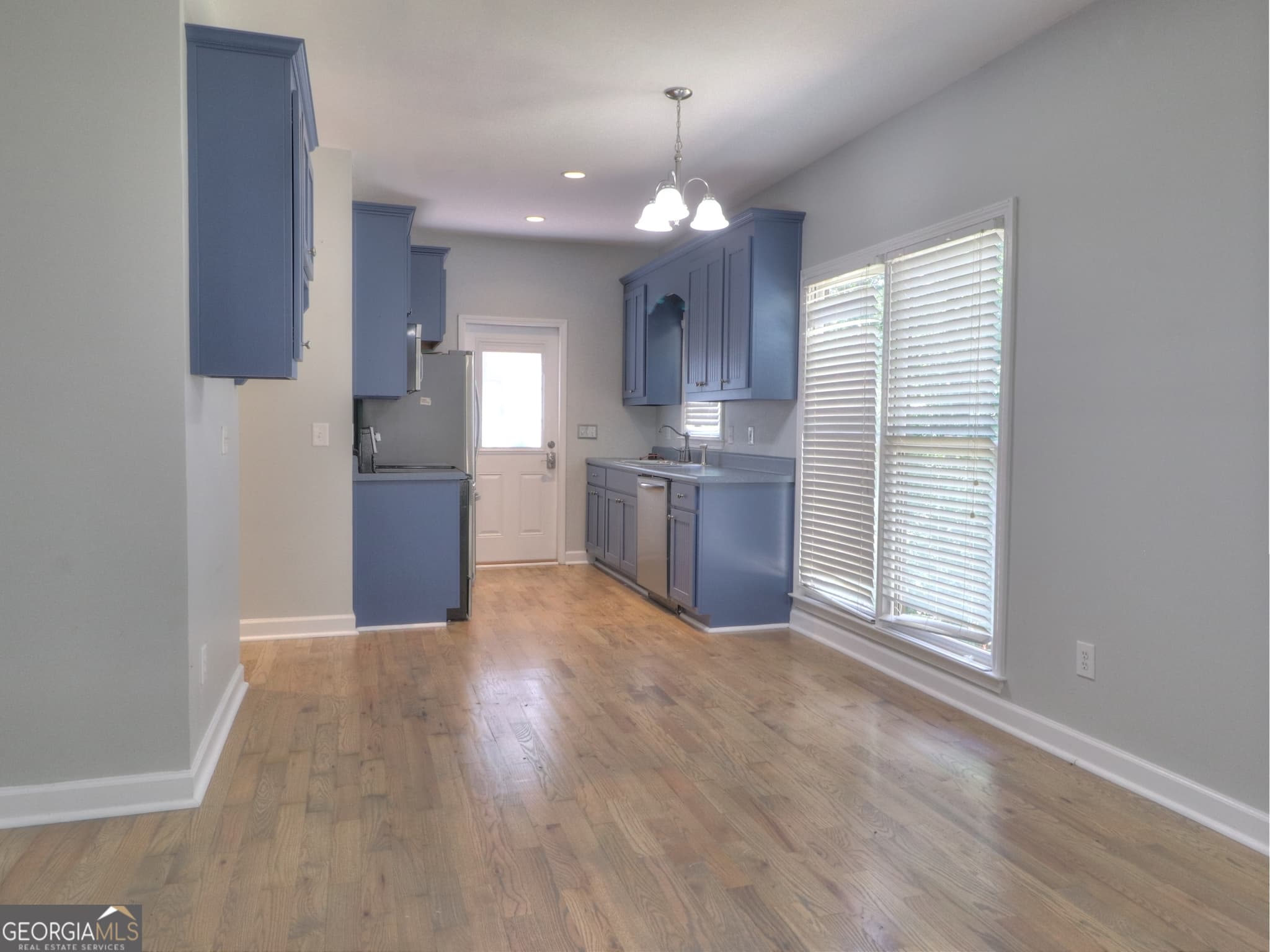 4 bedroom, 2 bathroom, 1,312 sq ft single family residence for sale at 172 Beacon Hill Drive, Cleveland, GA 30528 — photo 8