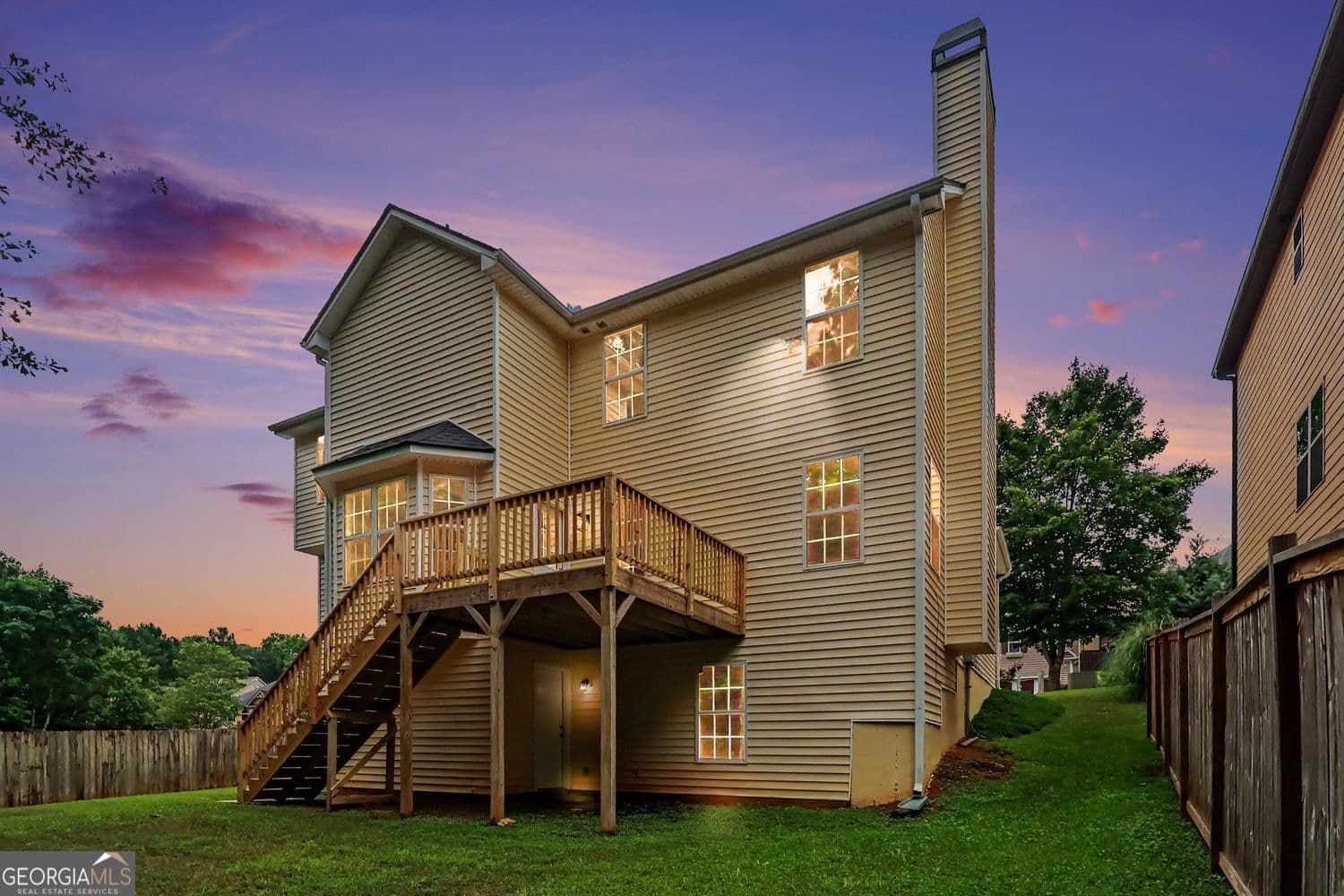 4 bedroom, 2.5 bathroom, 4,218 sq ft single family residence for sale at 3747 Valley Bluff Lane, Snellville, GA 30039 — photo 9