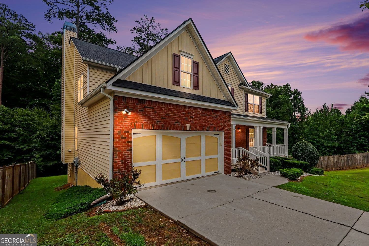 4 bedroom, 2.5 bathroom, 4,218 sq ft single family residence for sale at 3747 Valley Bluff Lane, Snellville, GA 30039 — photo 8
