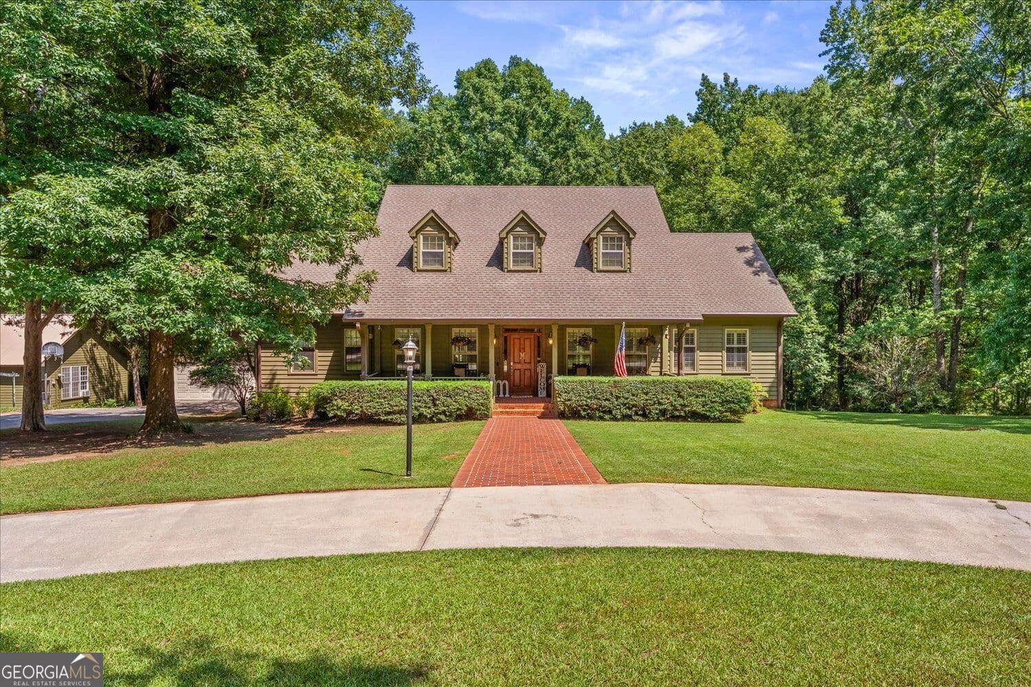 5 bedroom, 4.5 bathroom, 4,050 sq ft single family residence for sale at 917 Laprade Street, Washington, GA 30673