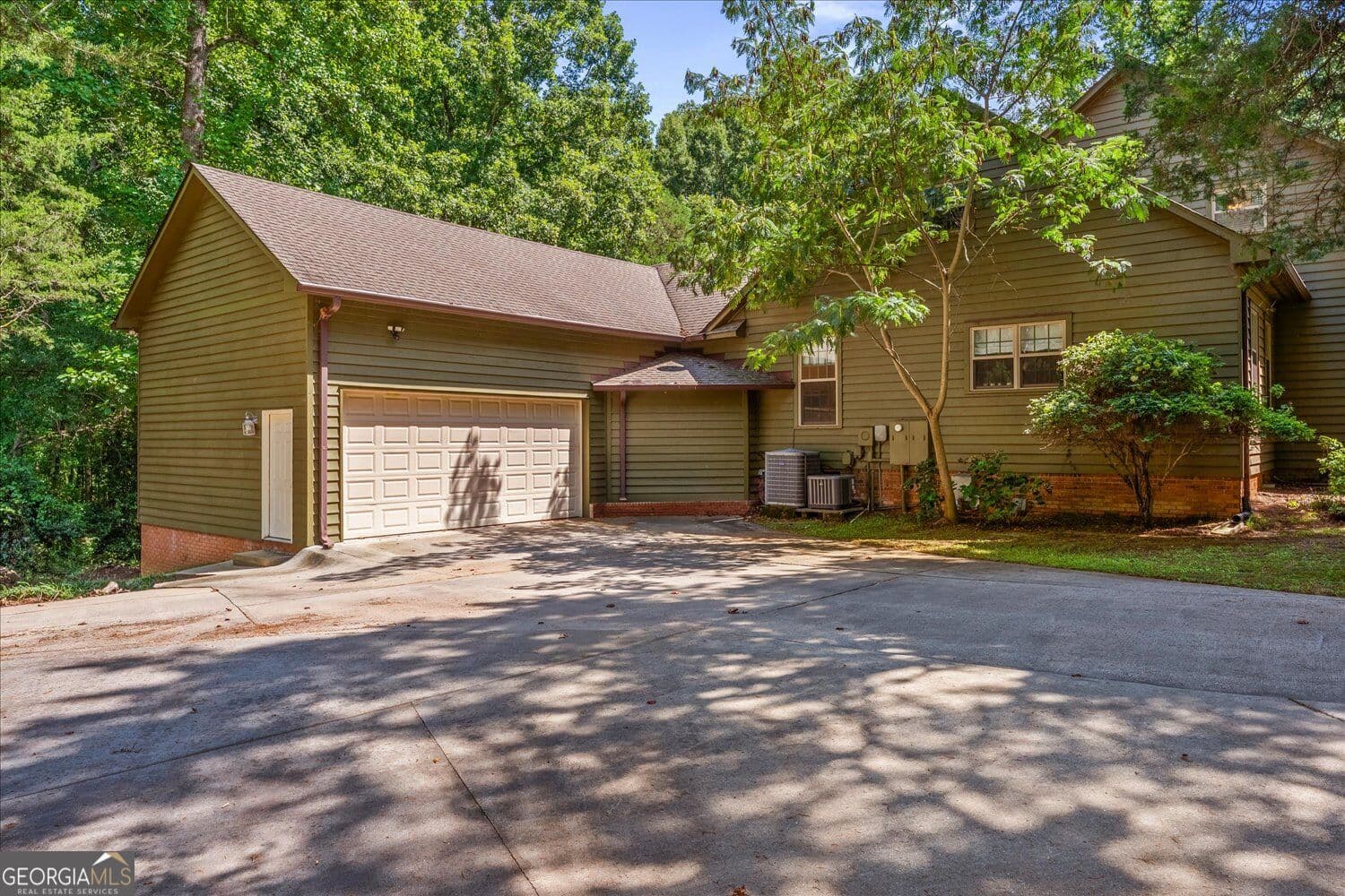 5 bedroom, 4.5 bathroom, 4,050 sq ft single family residence for sale at 917 Laprade Street, Washington, GA 30673 — photo 4