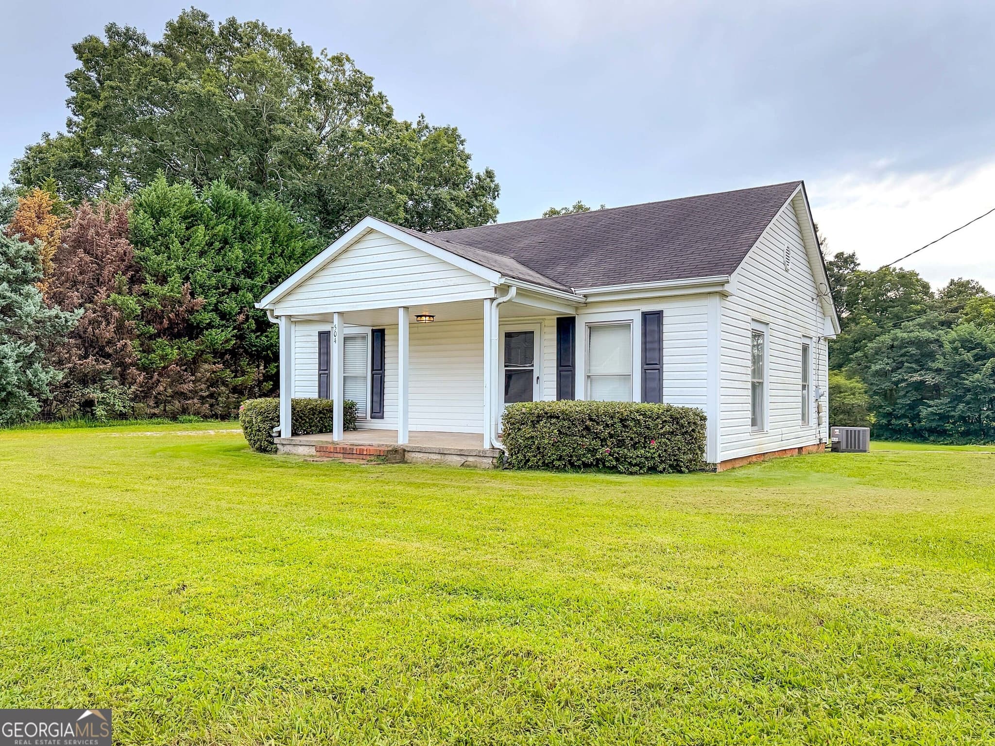 2 bedroom, 1 bathroom, 1,092 sq ft single family residence for rent at 504 Turner Avenue, Palmetto, GA 30268 for $1,500 a month — photo 2