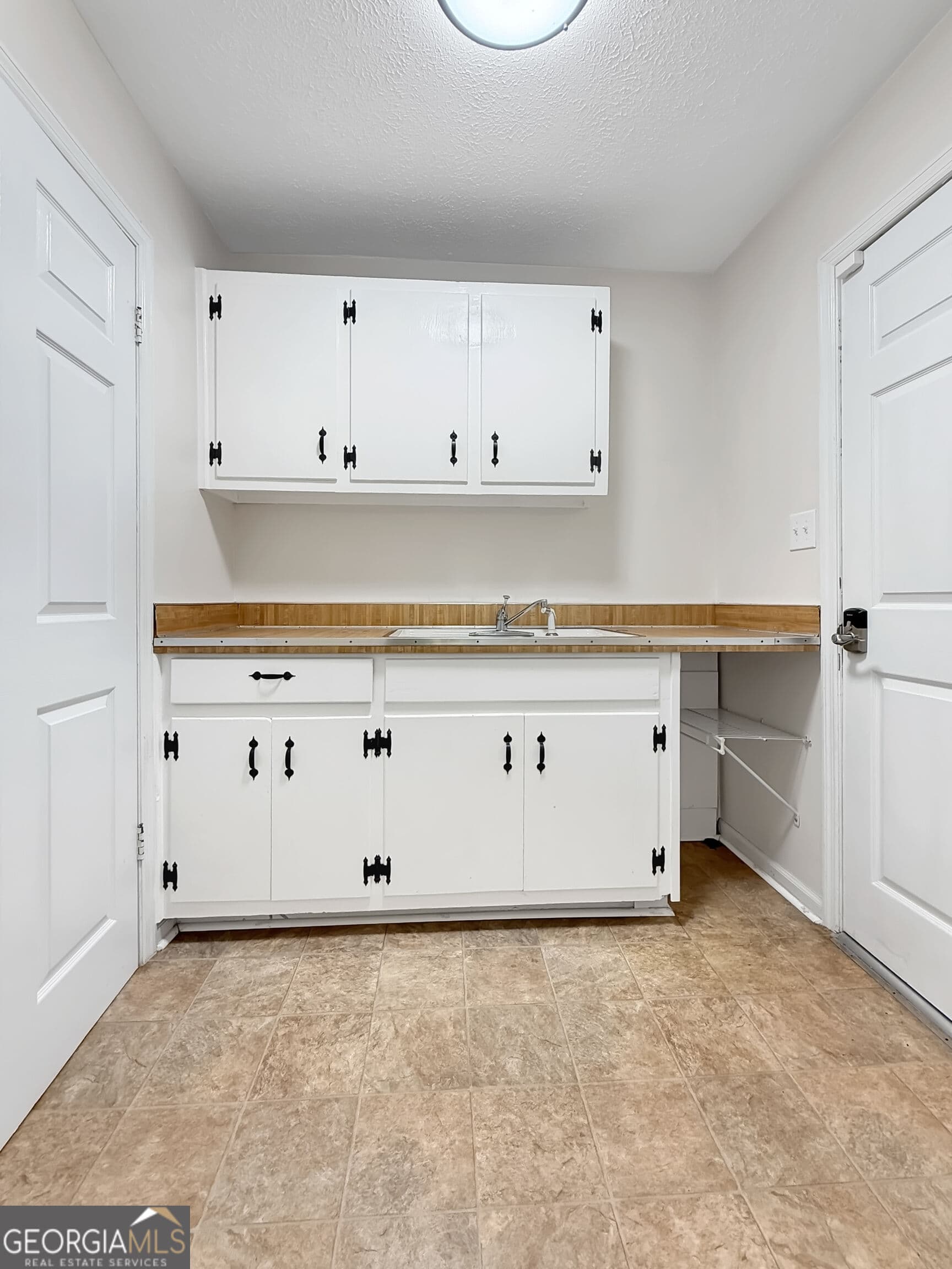 2 bedroom, 1 bathroom, 1,092 sq ft single family residence for rent at 504 Turner Avenue, Palmetto, GA 30268 for $1,500 a month — photo 4