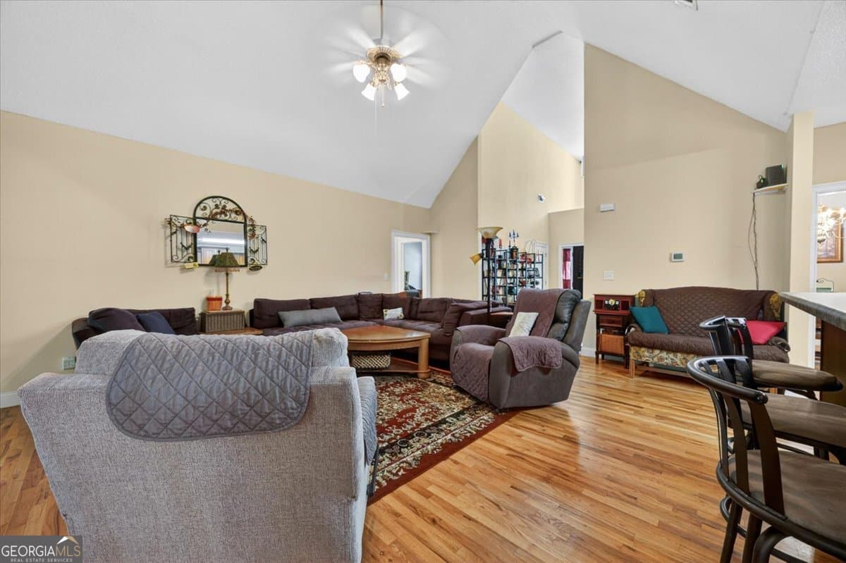 3 bedroom, 3.5 bathroom, 2,472 sq ft single family residence for sale at 619 Grayridge Road, Gray, GA 31032 — photo 5