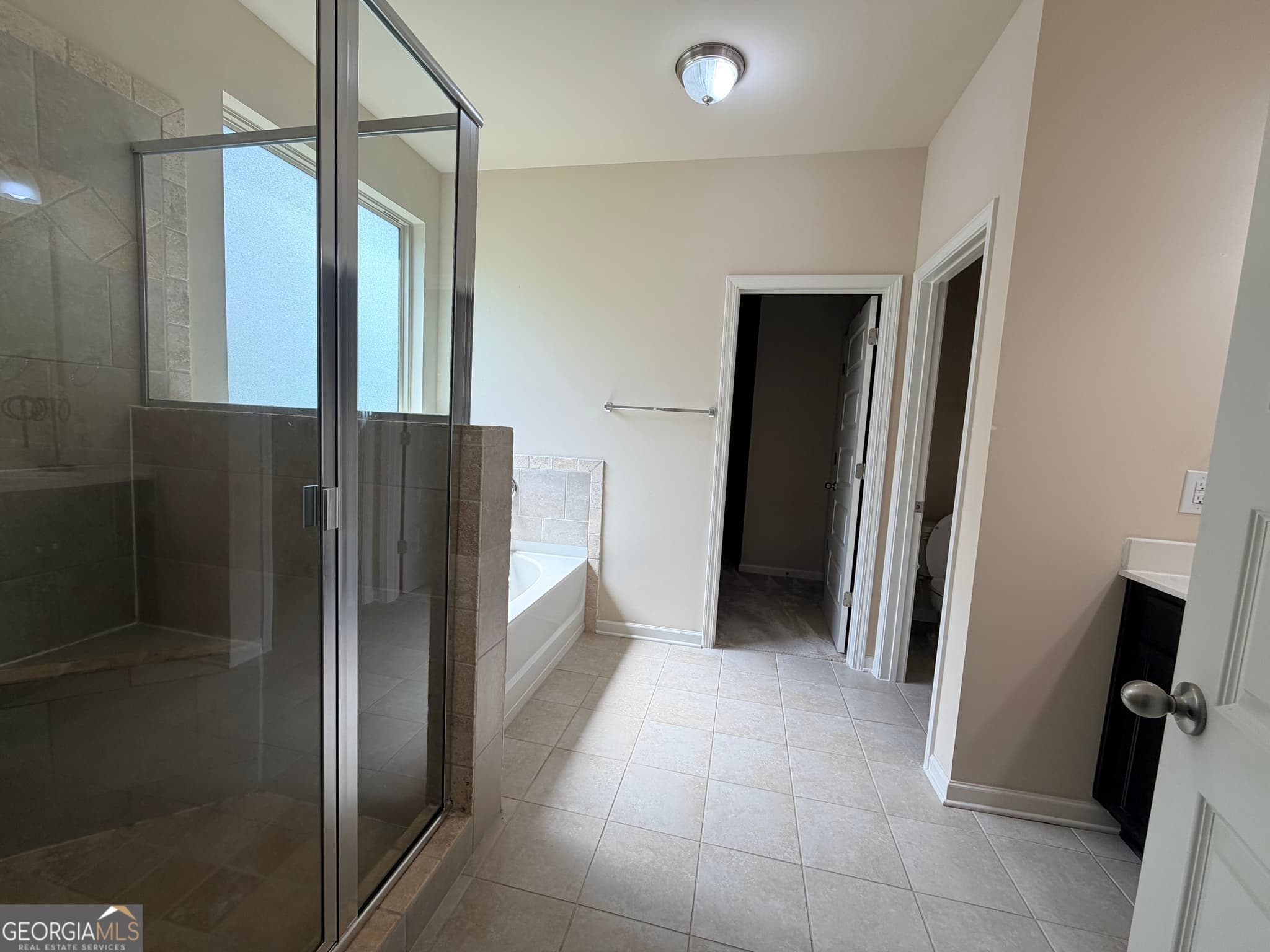 4 bedroom, 3 bathroom, 2,585 sq ft single family residence for sale at 549 Harmony Way, Locust Grove, GA 30248 — photo 8
