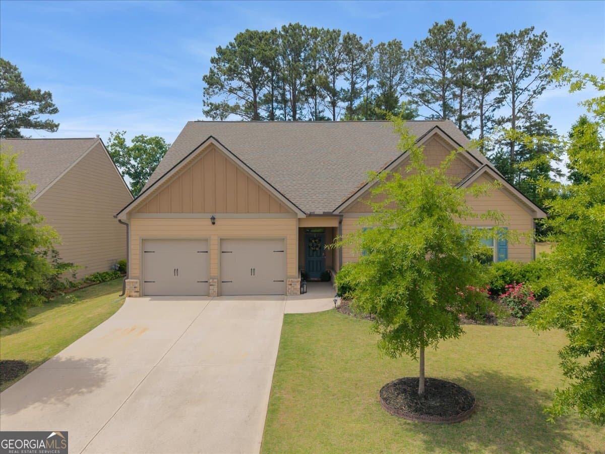 4 bedroom, 2 bathroom, 2,018 sq ft single family residence sold at 1039 Creekwood Circle, Madison, GA 30650