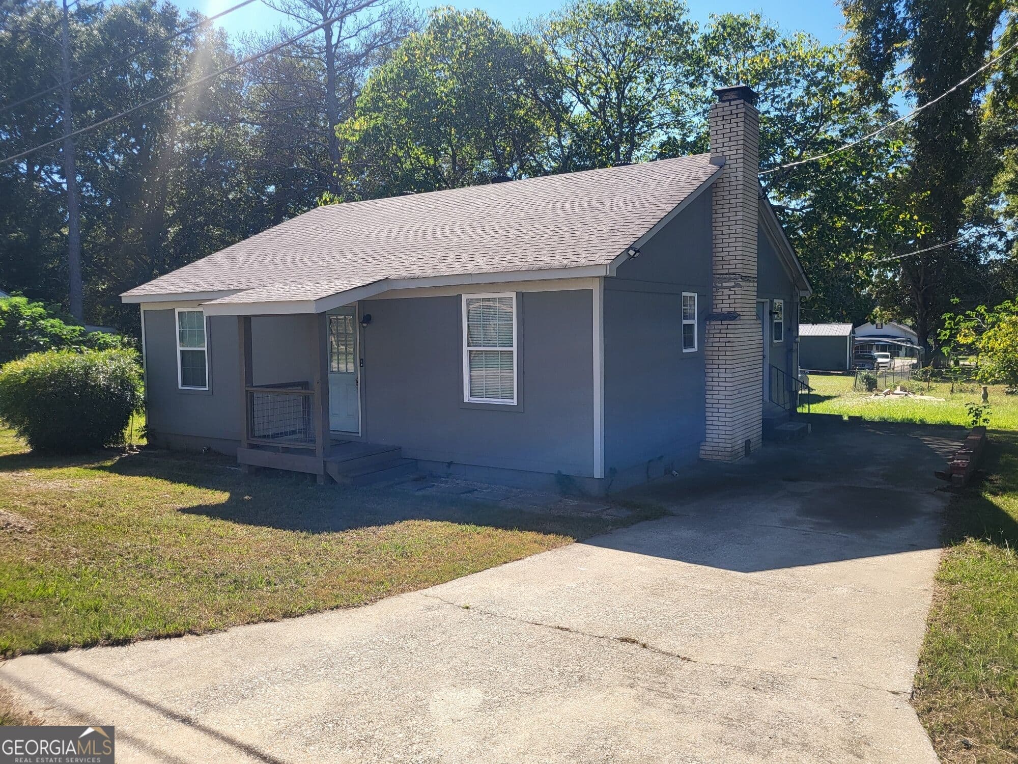 3 bedroom, 1 bathroom, 1,089 sq ft single family residence for sale at 2318 S 1st Avenue, Lanett, AL 36863 — photo 3