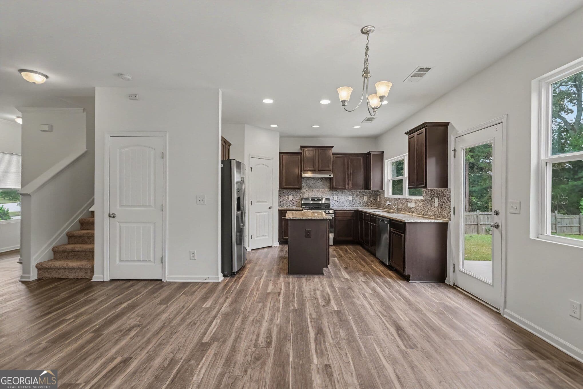 4 bedroom, 2.5 bathroom, 1,714 sq ft single family residence for sale at 32 Susie Creek Lane, Villa Rica, GA 30180 — photo 8