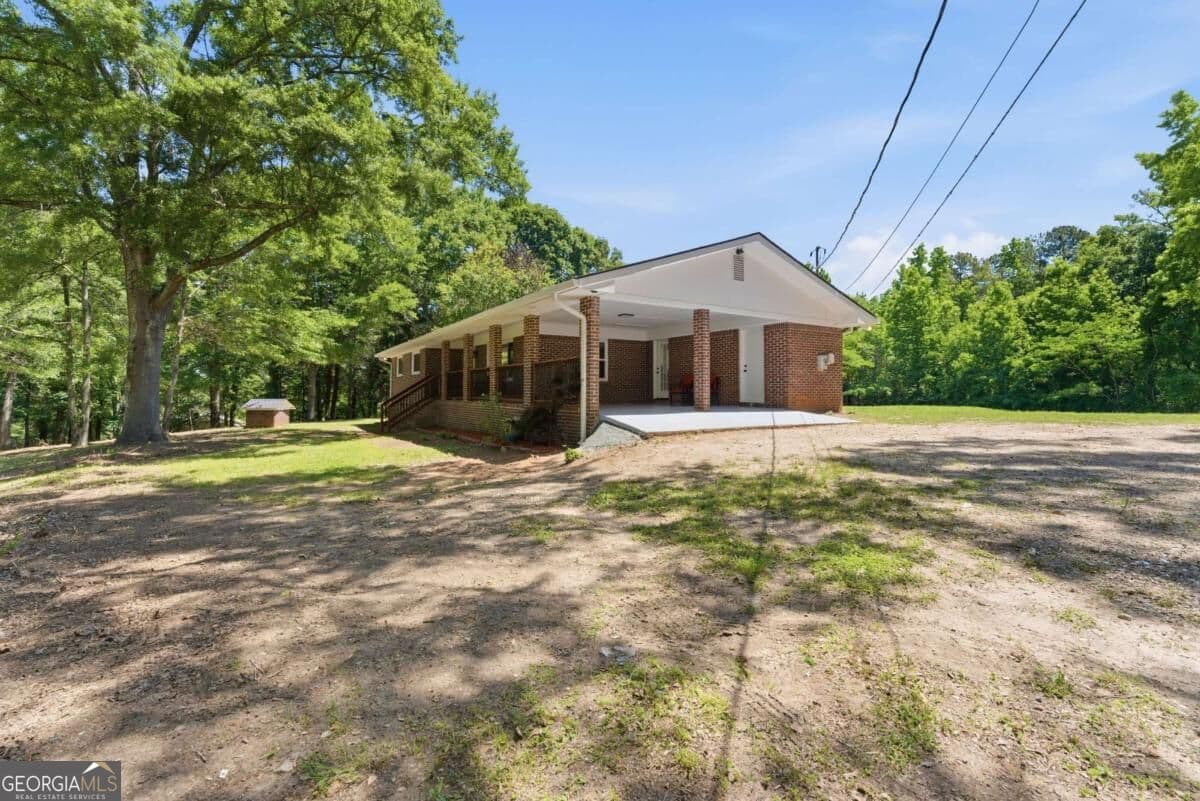 3 bedroom, 2 bathroom single family residence for rent at 3282 Old Snapping Sh Road, Mcdonough, GA 30252 for $2,150 a month — photo 2