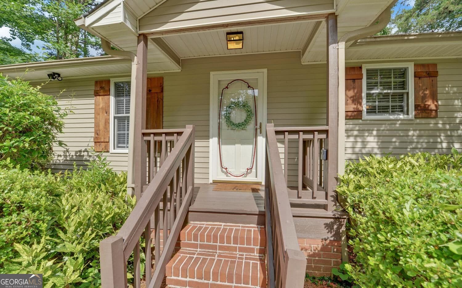 3 bedroom, 2 bathroom, 2,010 sq ft single family residence for sale at 303 River Point Road, Martin, GA 30557 — photo 3