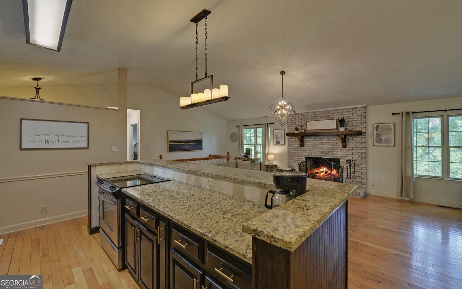3 bedroom, 2 bathroom, 2,010 sq ft single family residence for sale at 303 River Point Road, Martin, GA 30557 — photo 10