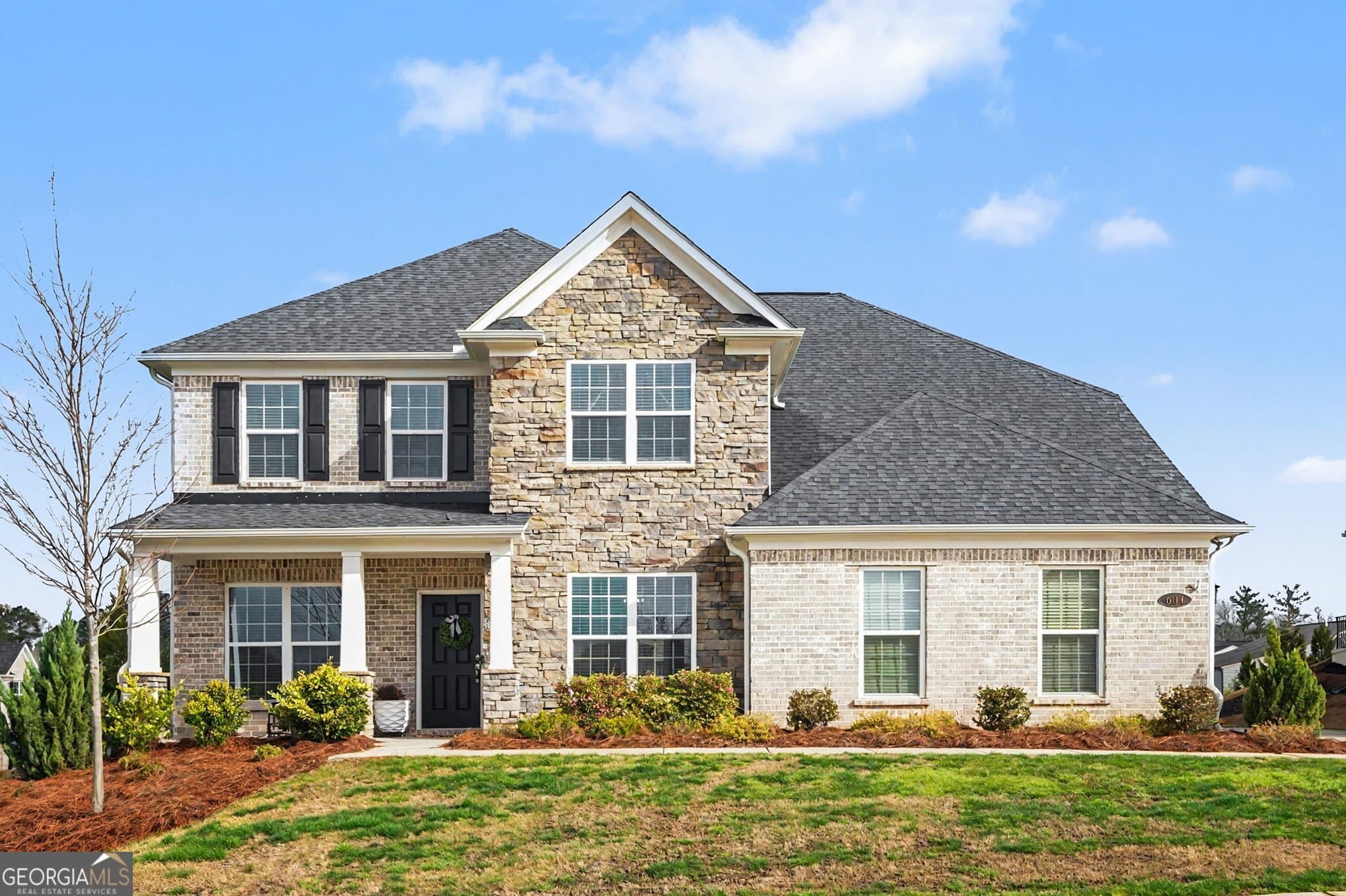 5 bedroom, 4.5 bathroom, 3,661 sq ft single family residence for sale at 604 Napier Pass, Peachtree City, GA 30269 — photo 2
