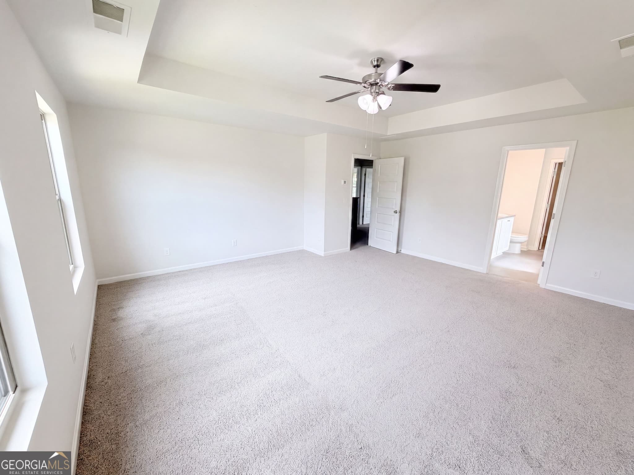 4 bedroom, 2.5 bathroom, 2,416 sq ft single family residence for sale at 2048 Massey Lane, Winder, GA 30680 — photo 10