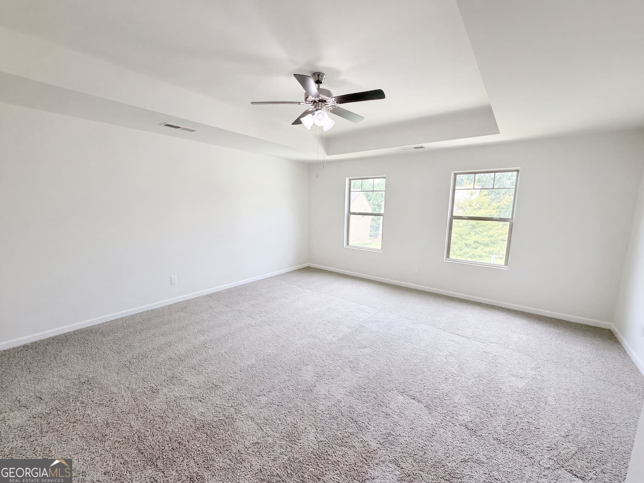4 bedroom, 2.5 bathroom, 2,416 sq ft single family residence for sale at 2048 Massey Lane, Winder, GA 30680 — photo 4