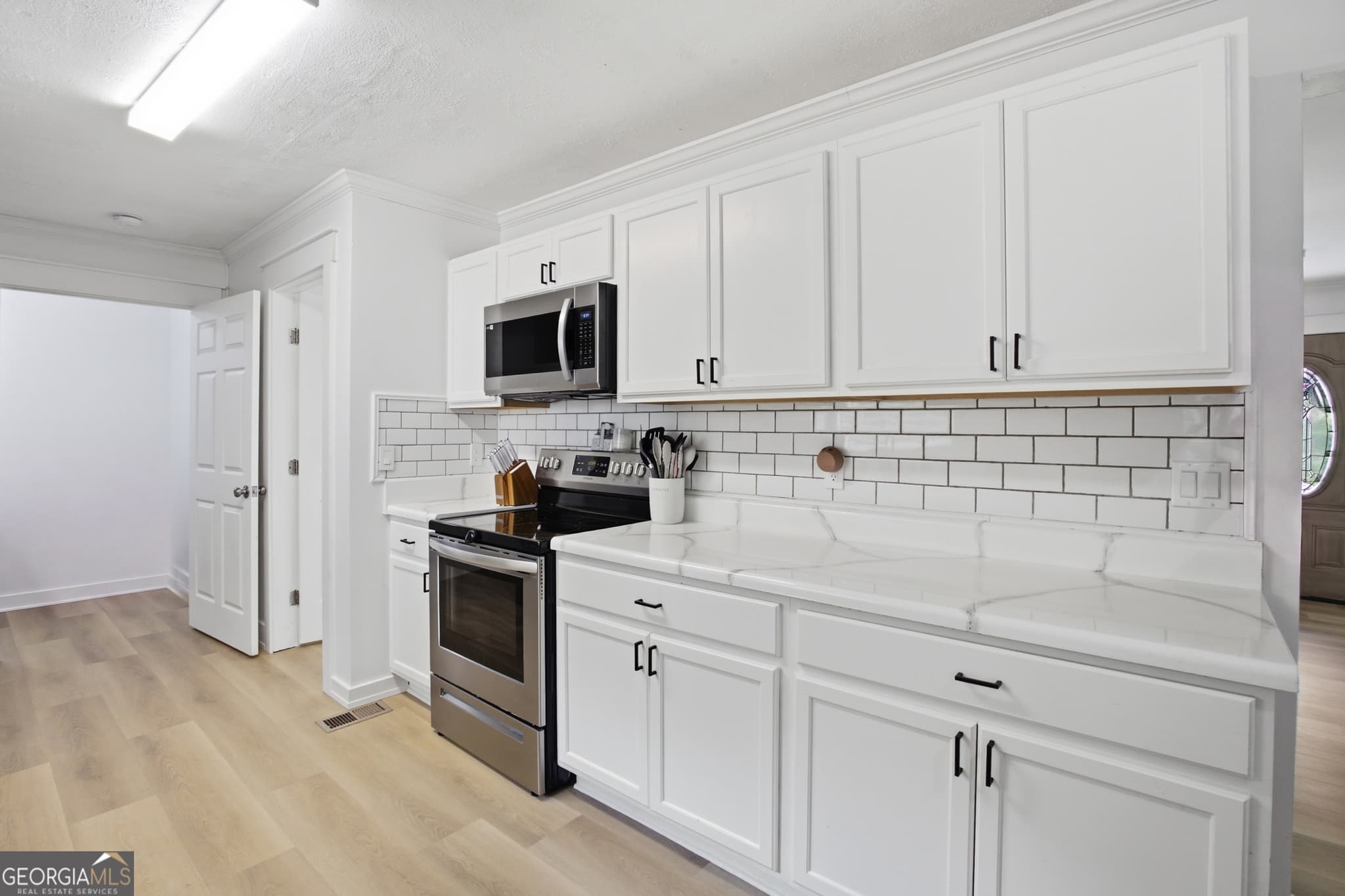 4 bedroom, 1.5 bathroom, 1,560 sq ft single family residence for sale at 6642 Nix Road, Dawsonville, GA 30534 — photo 6