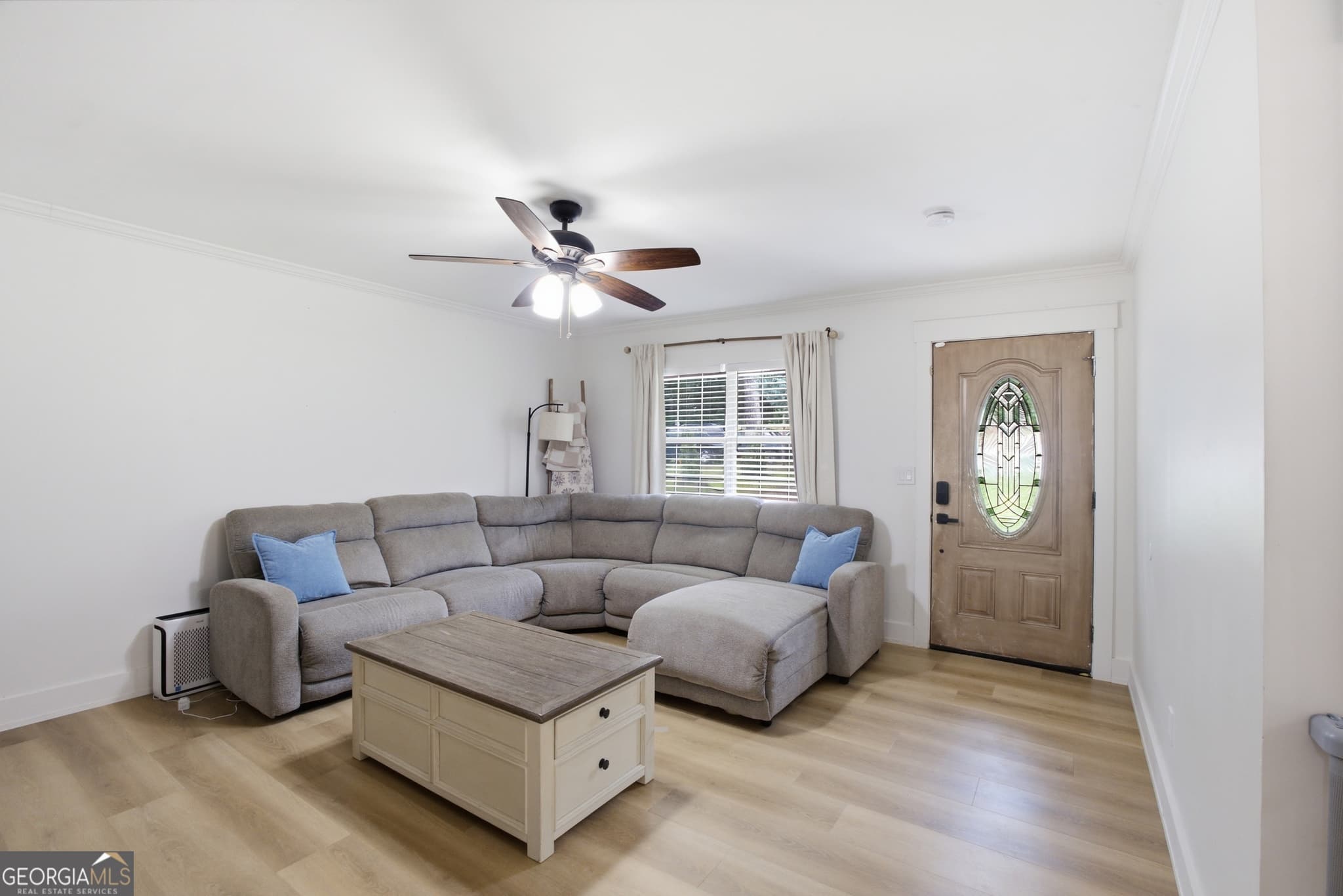 4 bedroom, 1.5 bathroom, 1,560 sq ft single family residence for sale at 6642 Nix Road, Dawsonville, GA 30534 — photo 3